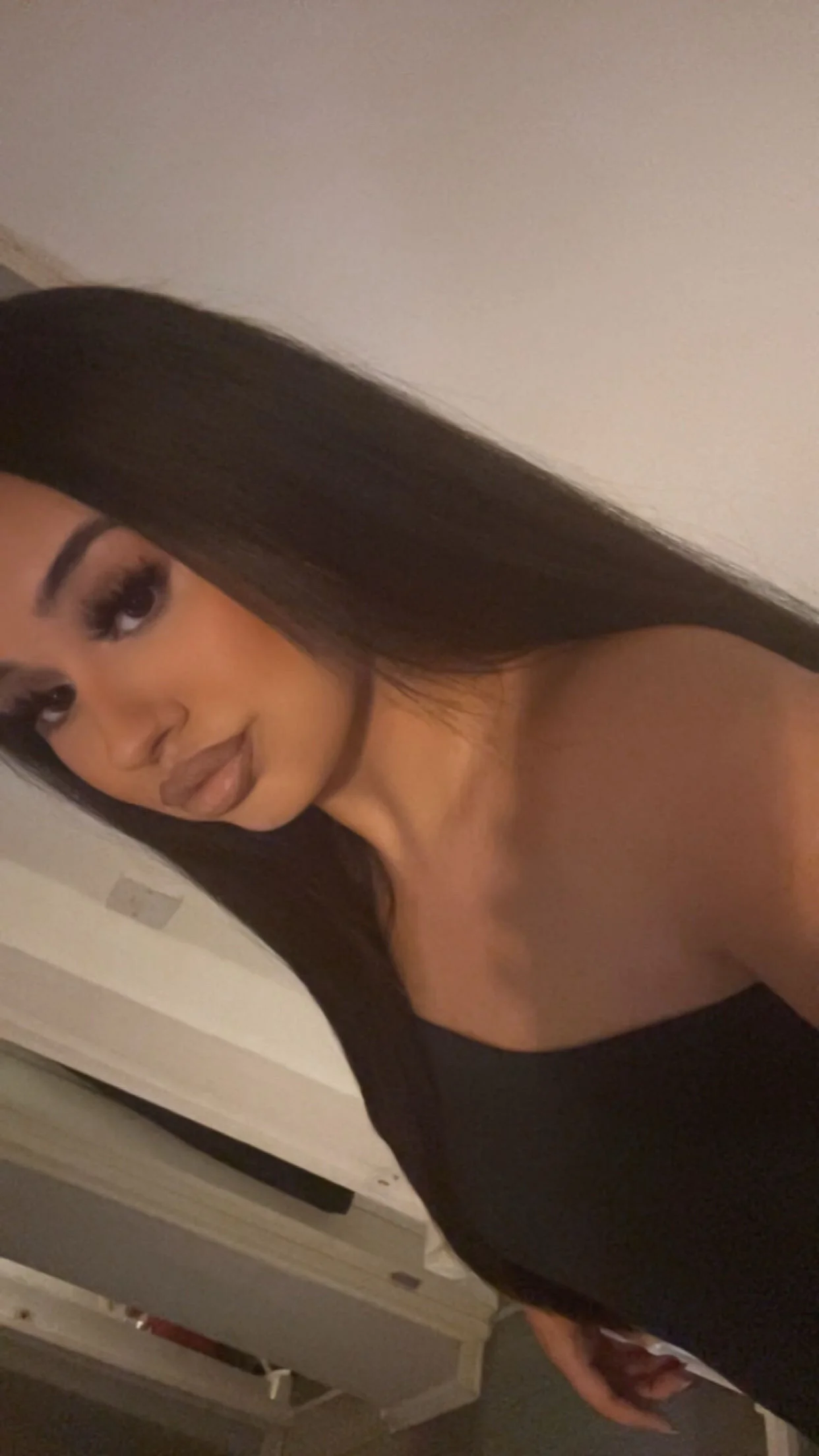 XXX Porn Photo of Nude Wild_Busty_Niyah_XX 2