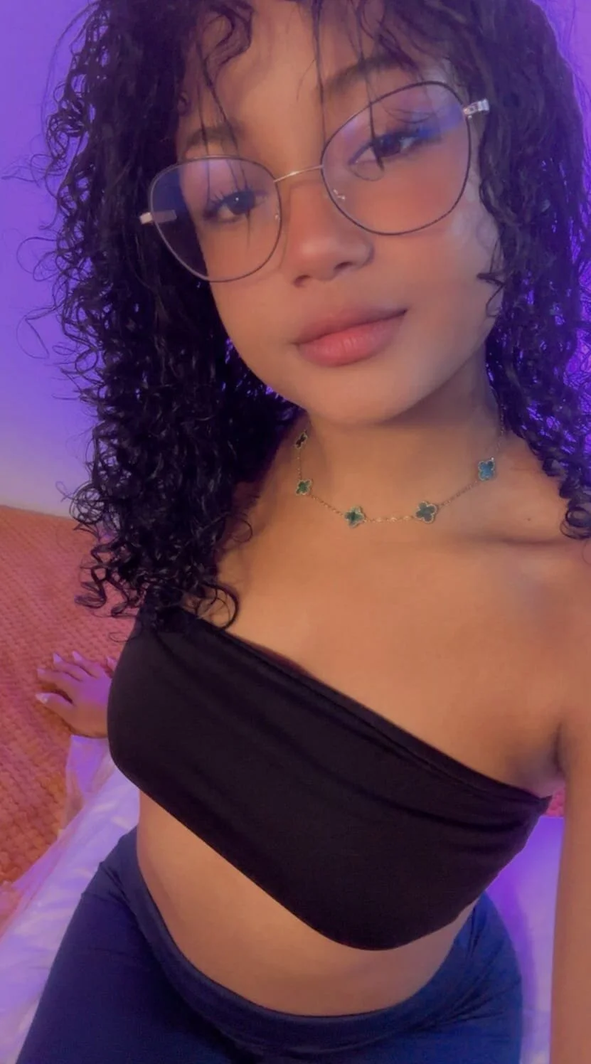XXX Porn Photo of Nude im_chantal 7