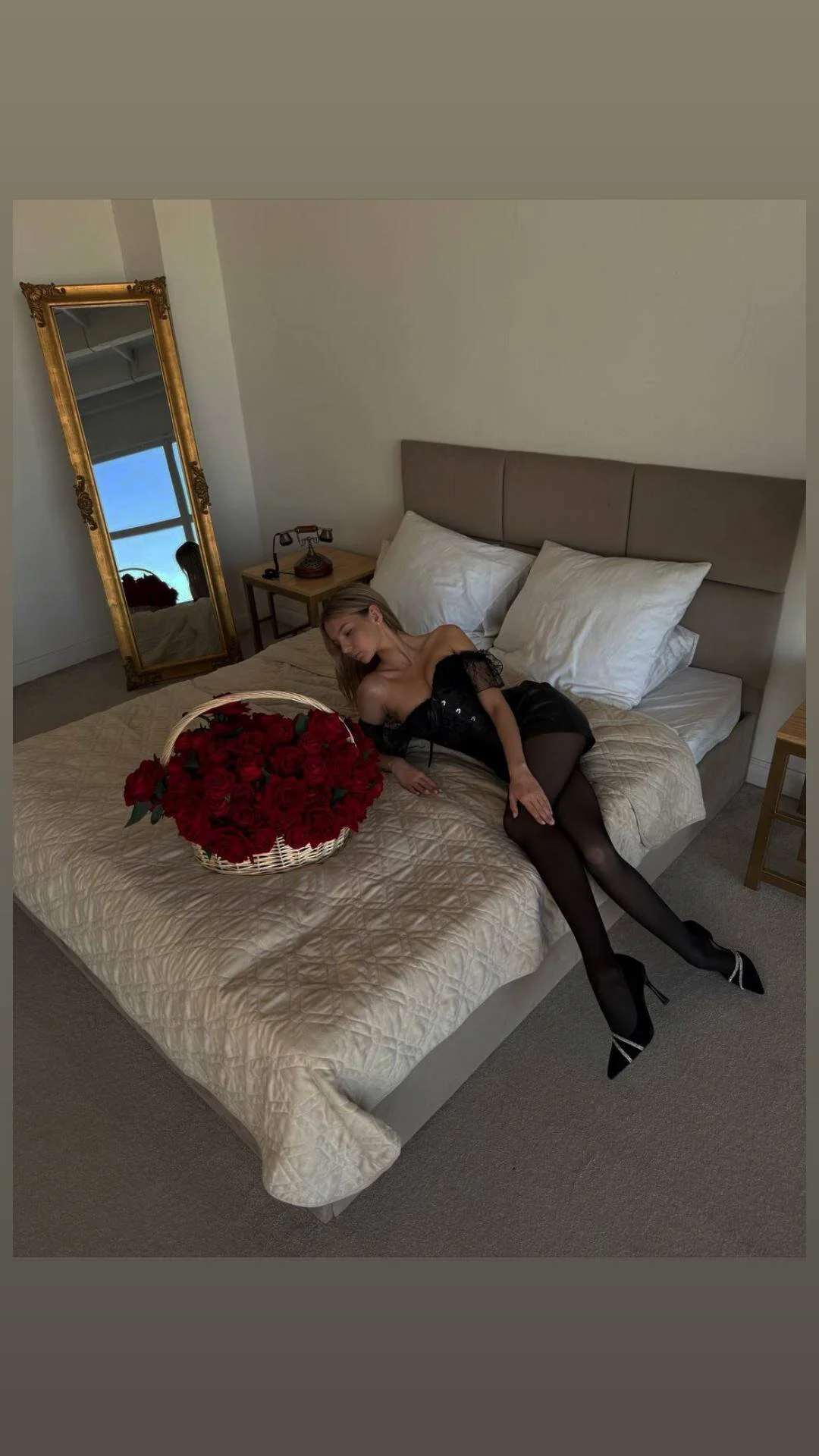 XXX Porn Photo of Nude Anneta_Hart 2