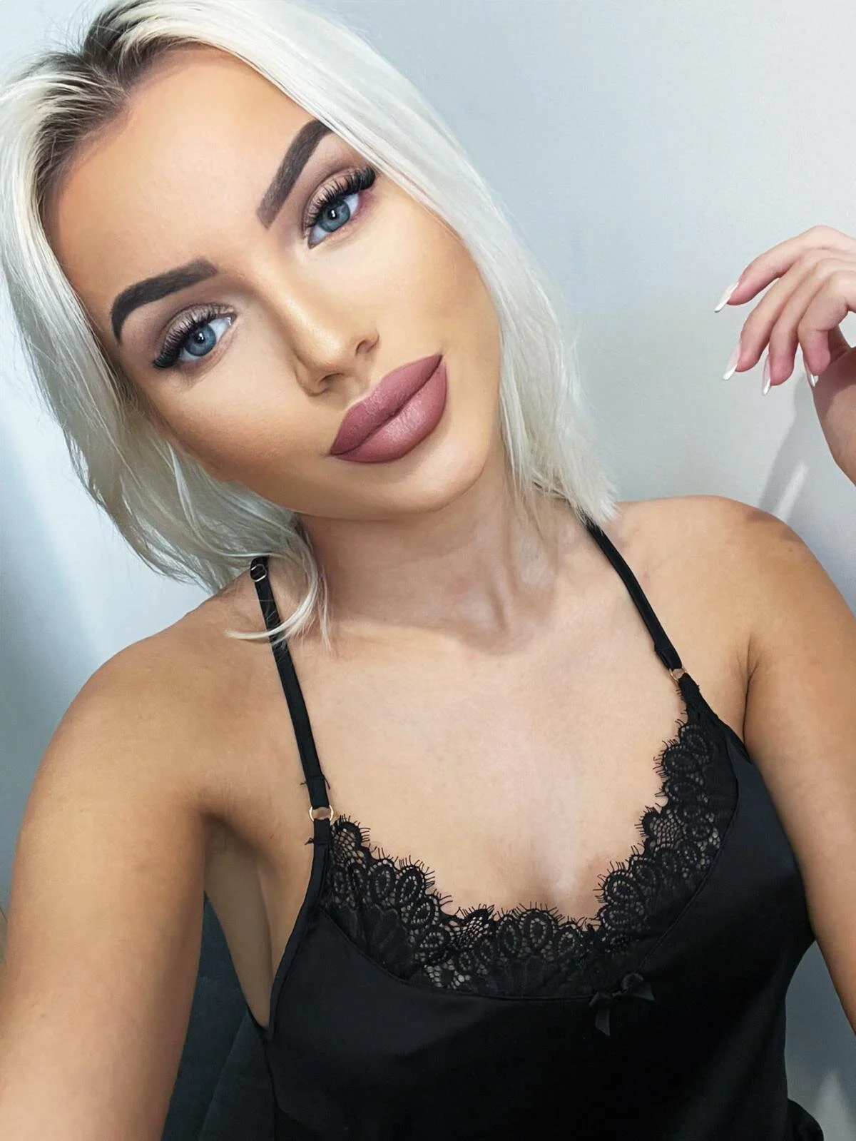 XXX Porn Photo of Nude Yvonna_One 3
