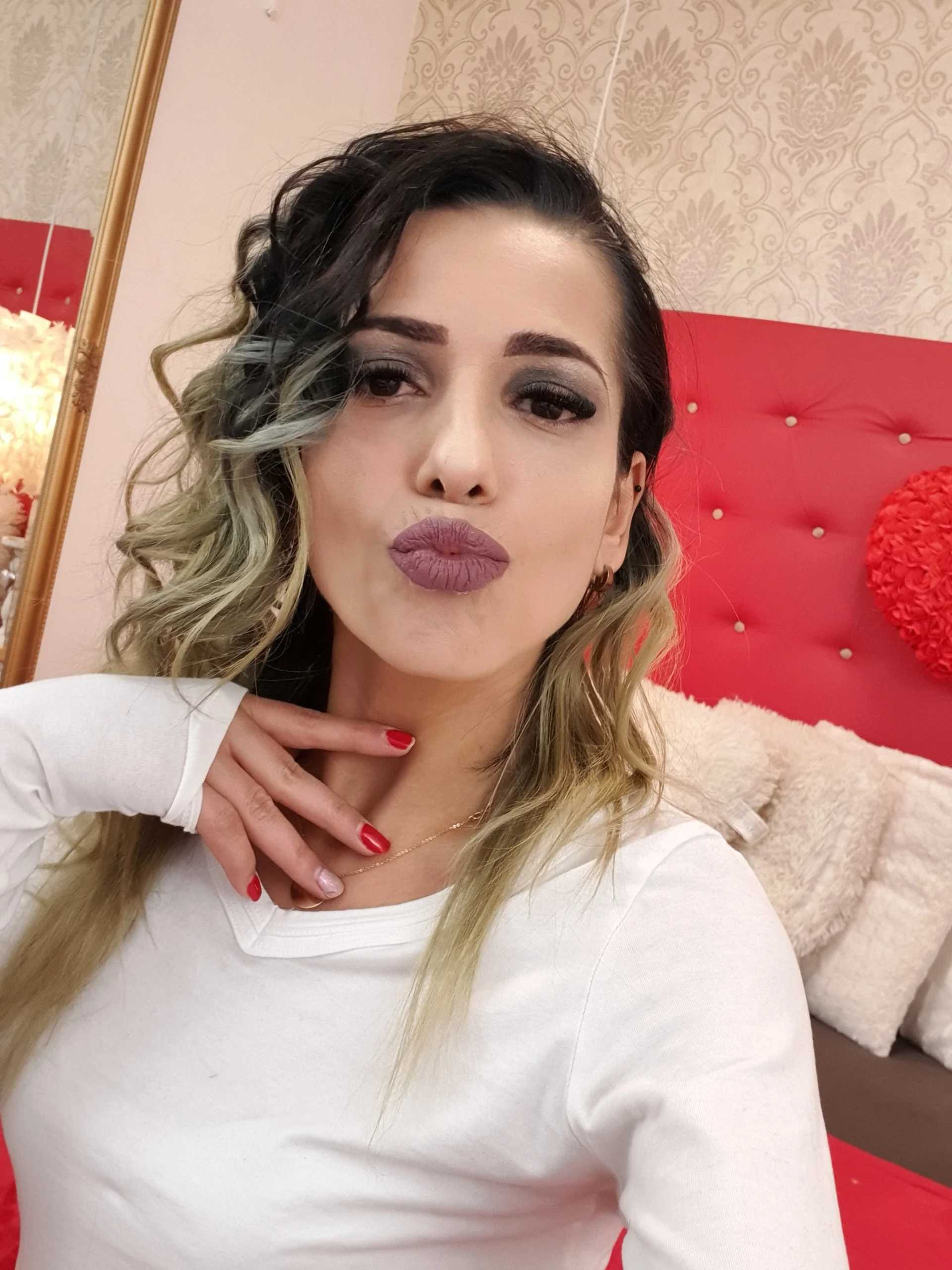 XXX Porn Photo of Nude PlayfulShow 133