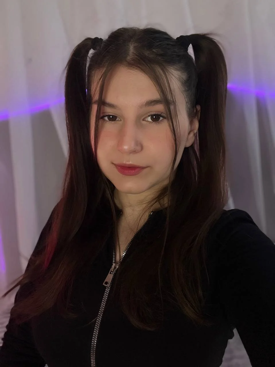 XXX Porn Photo of Nude omg__leila 28