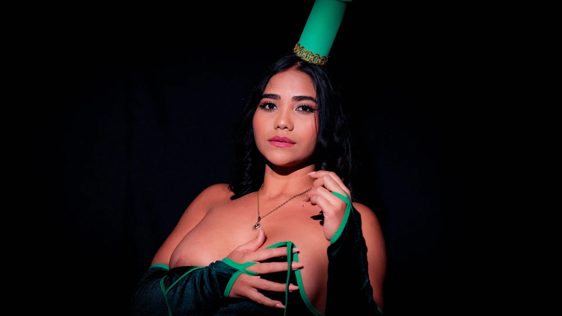 XXX Porn Photo of Nude mia_hank 217
