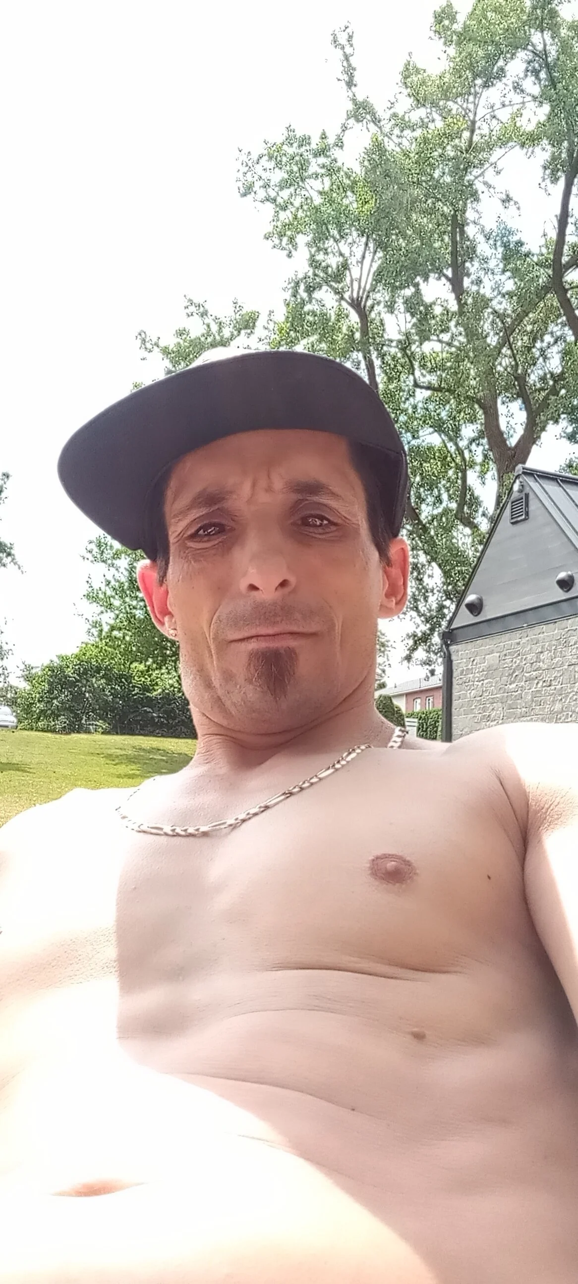 XXX Porn Photo of Nude vantilt 3