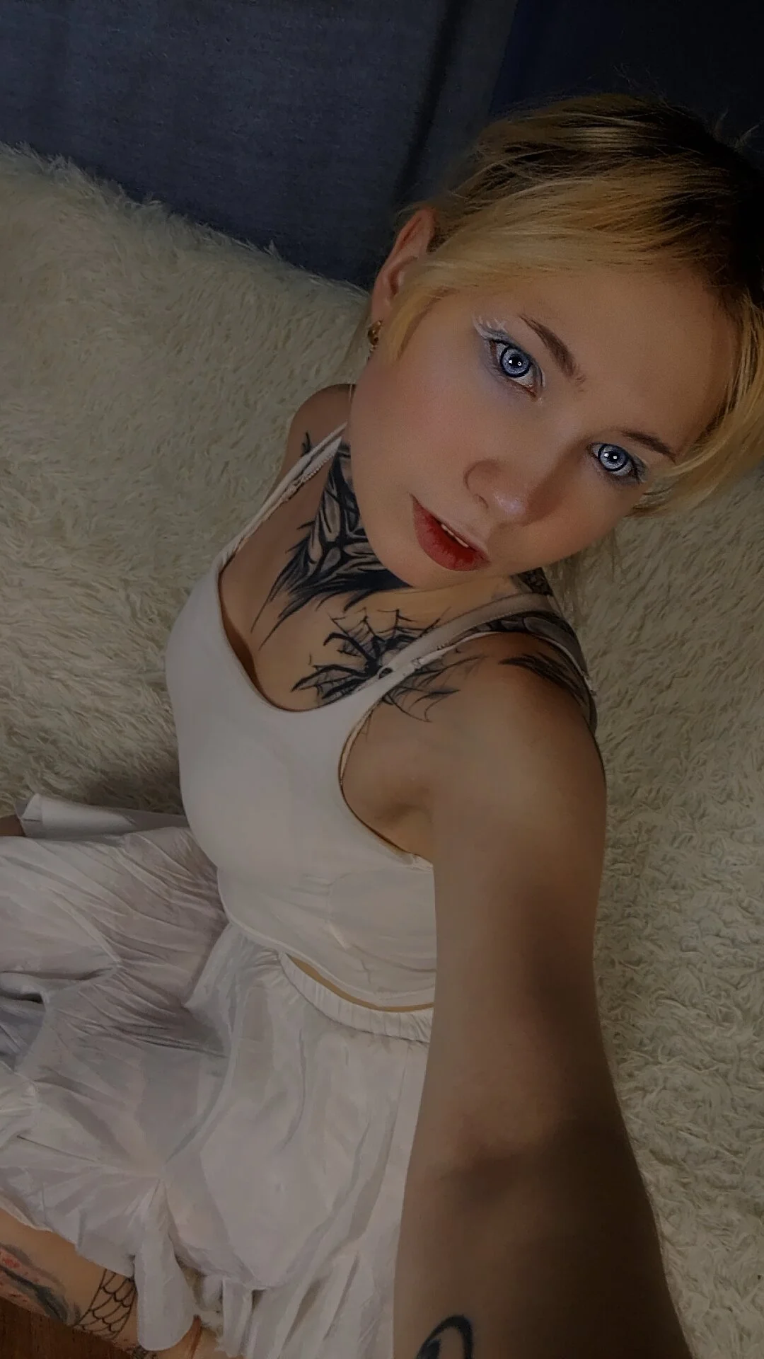 XXX Porn Photo of Nude RenVixen 15