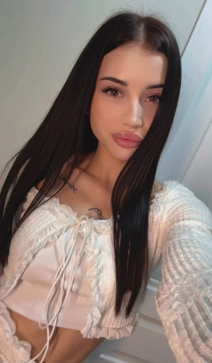 XXX Porn Photo of Nude _dkny_ 4
