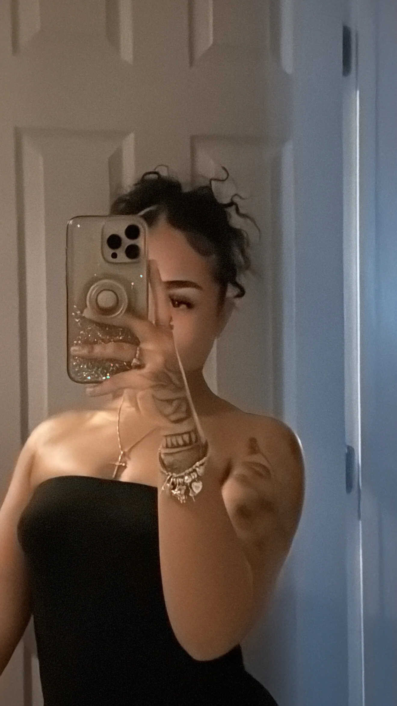 XXX Porn Photo of Nude azaraxxxamor 17