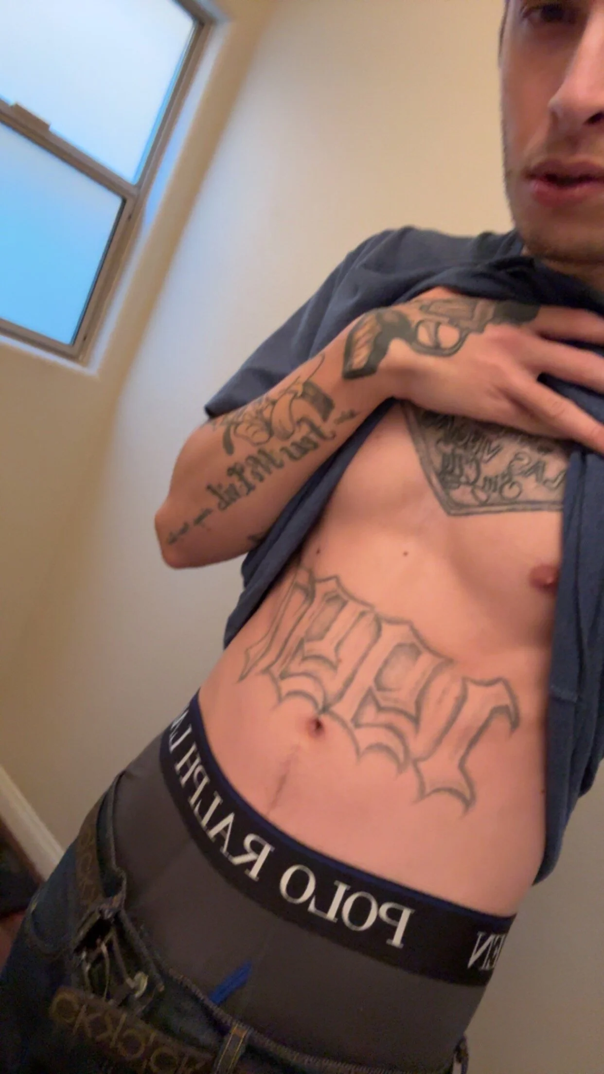 XXX Porn Photo of Nude JuicyJoshy 146