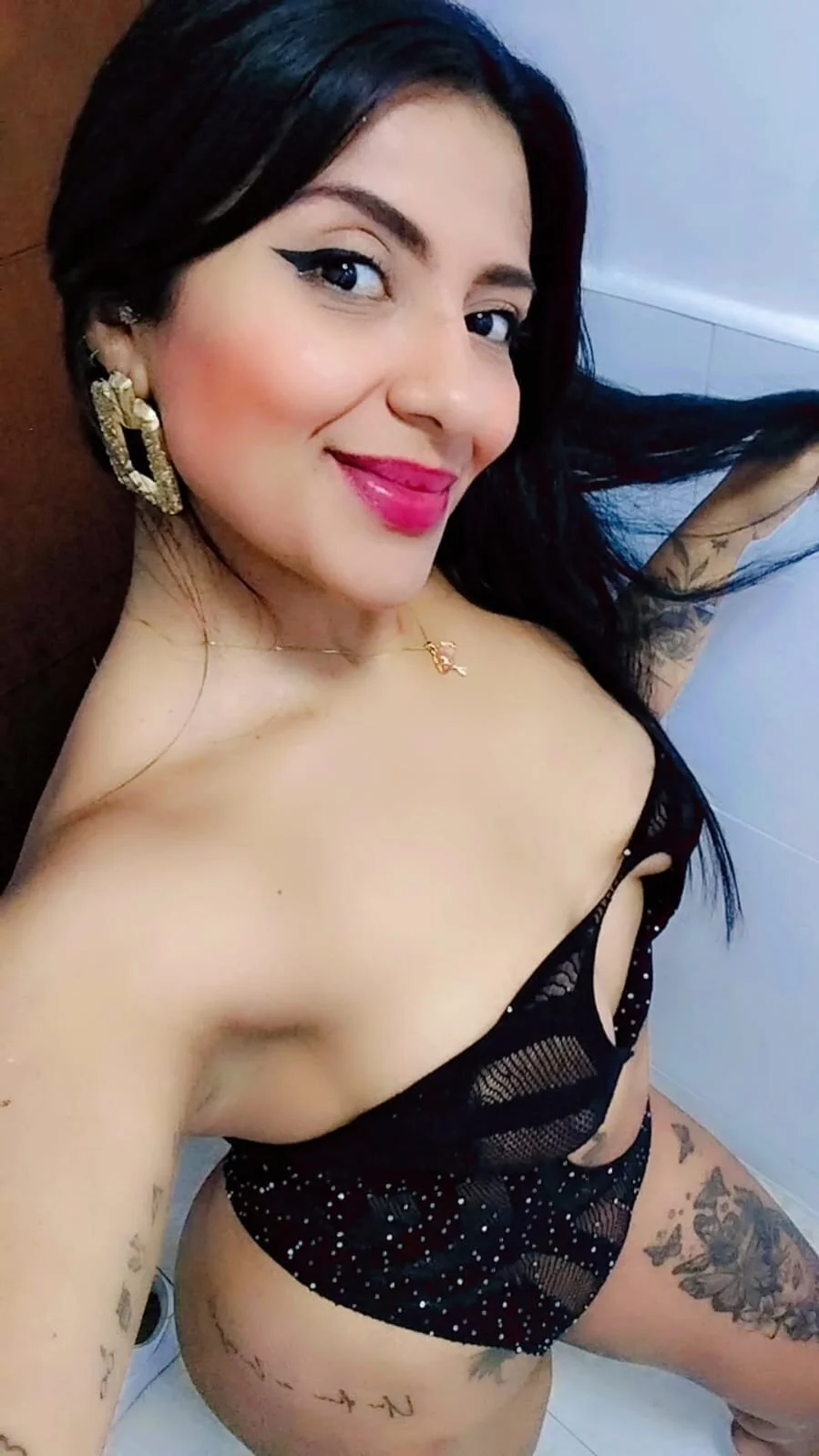 XXX Porn Photo of Nude EsmeraldaSquirt 5