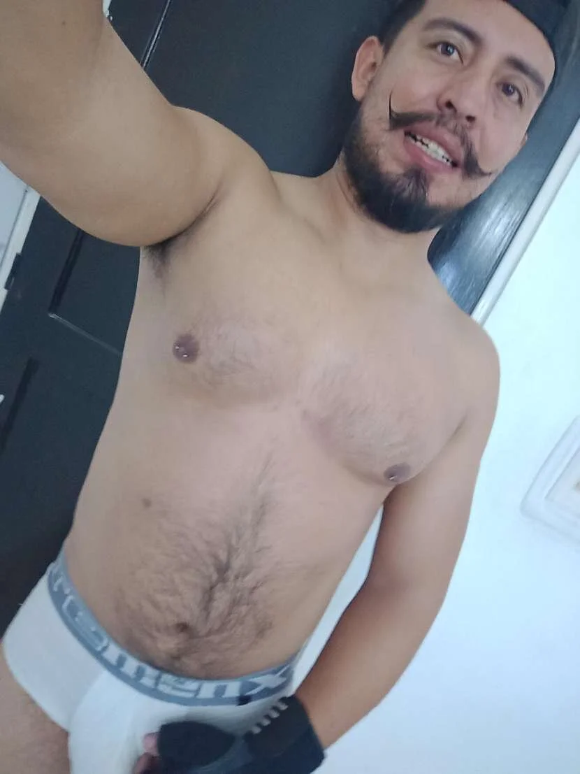 XXX Porn Photo of Nude KalethBigDick 374