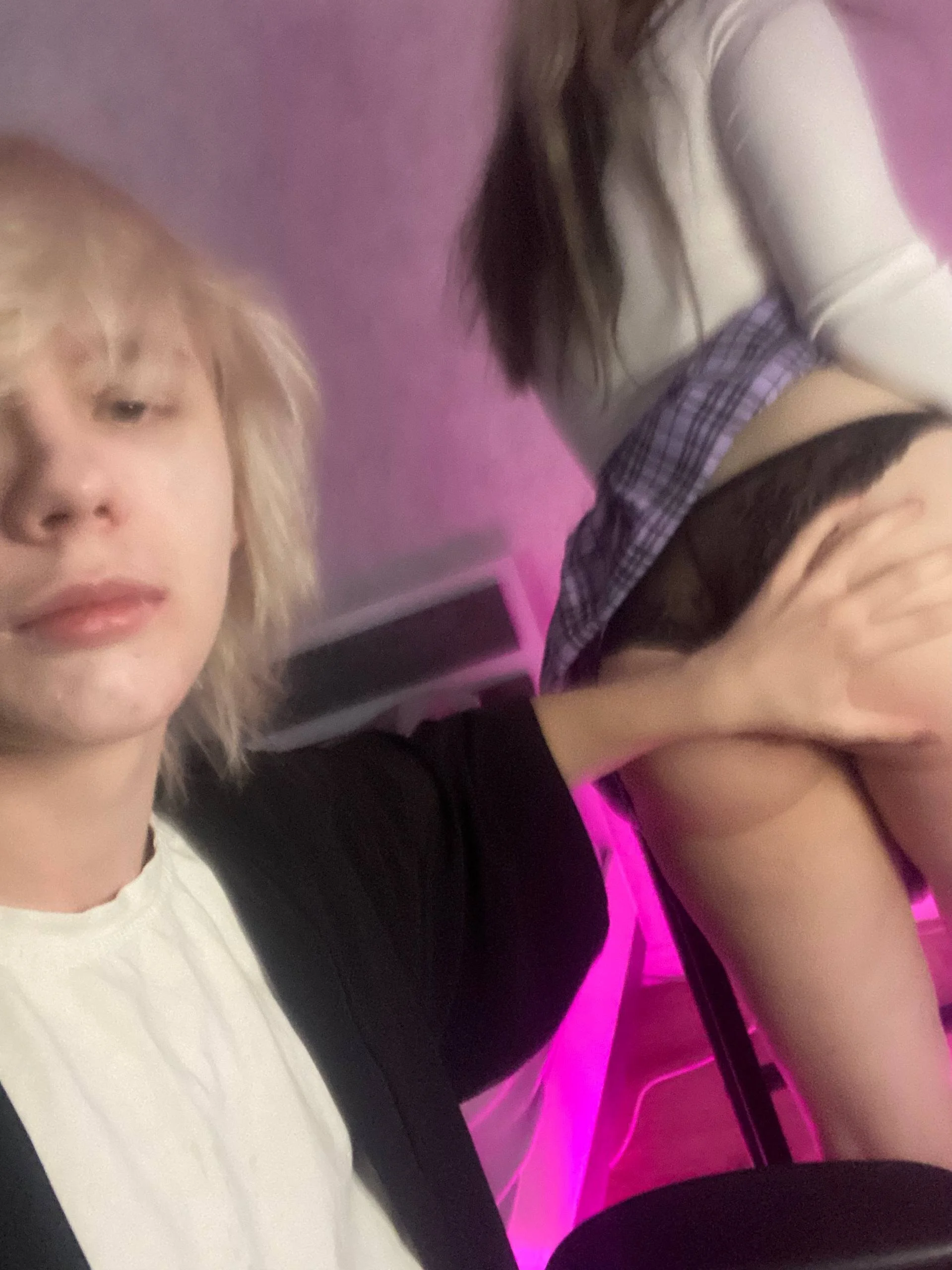 XXX Porn Photo of Nude fray_and_lilla 4