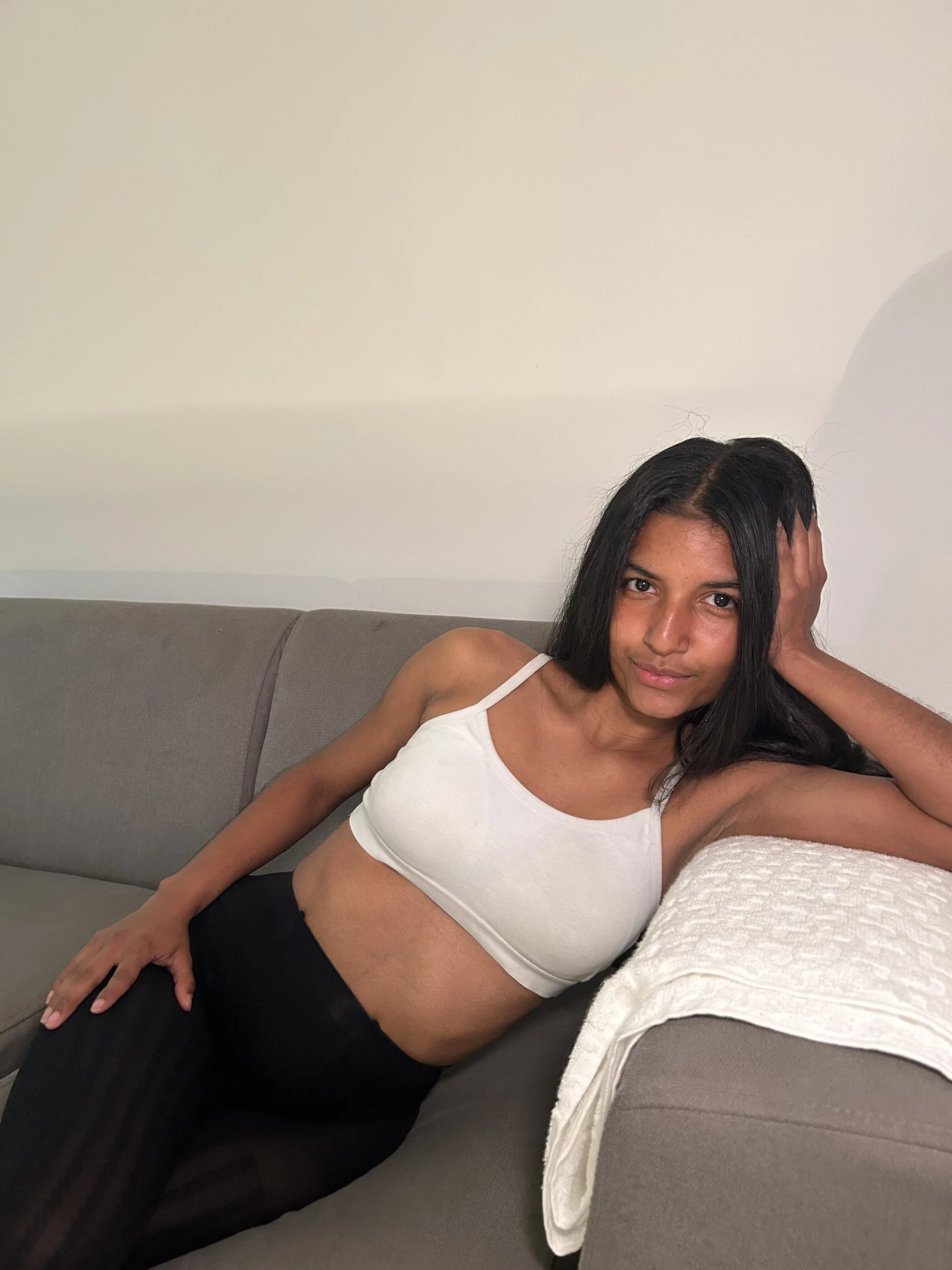 XXX Porn Photo of Nude YuliethPetite 4