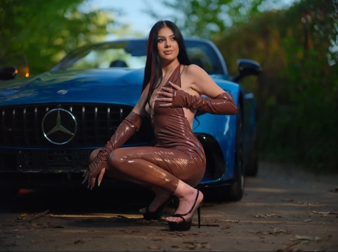 XXX Porn Photo of Nude KiarraNoir 5