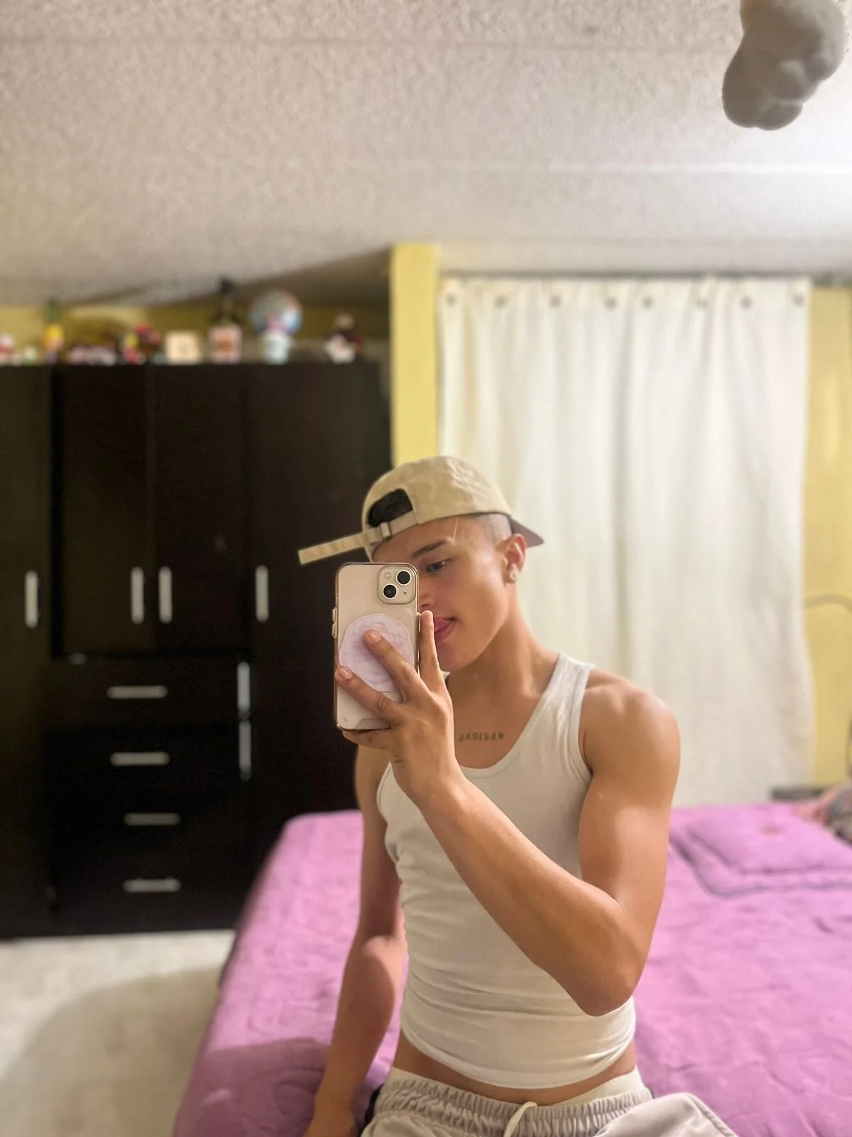XXX Porn Photo of Nude Dominik_Souza 11
