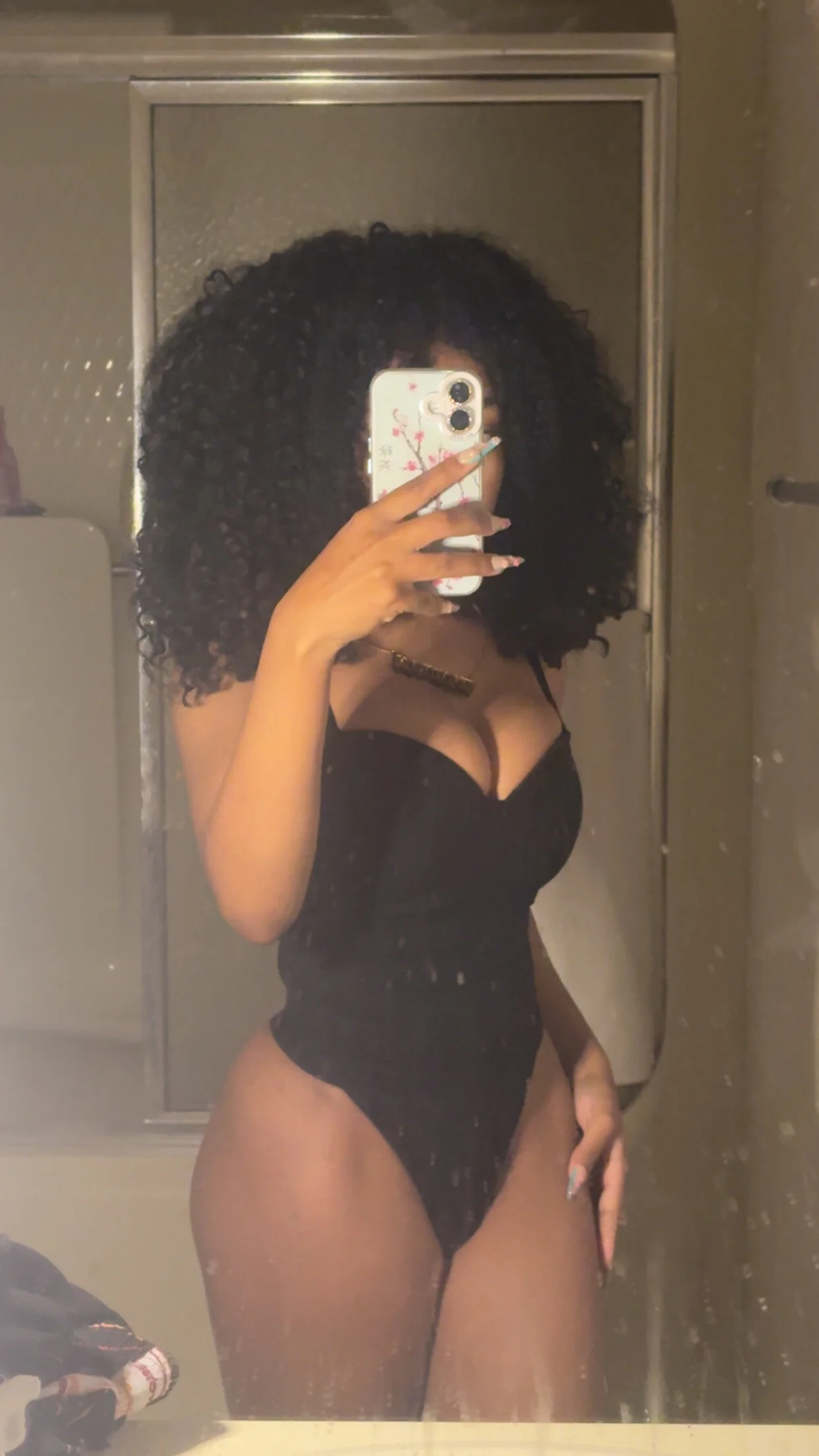 XXX Porn Photo of Nude lifeoftt_19xx 117