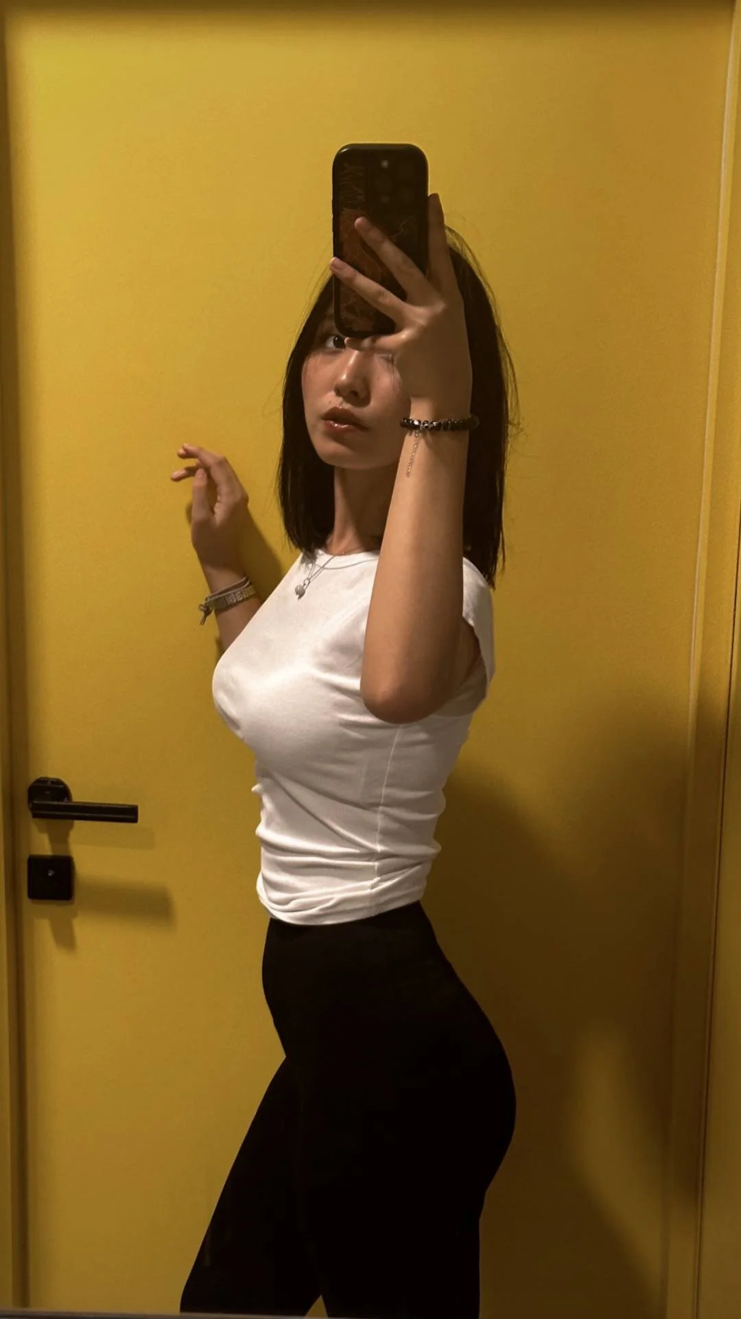 XXX Porn Photo of Nude AikoHokonu 4