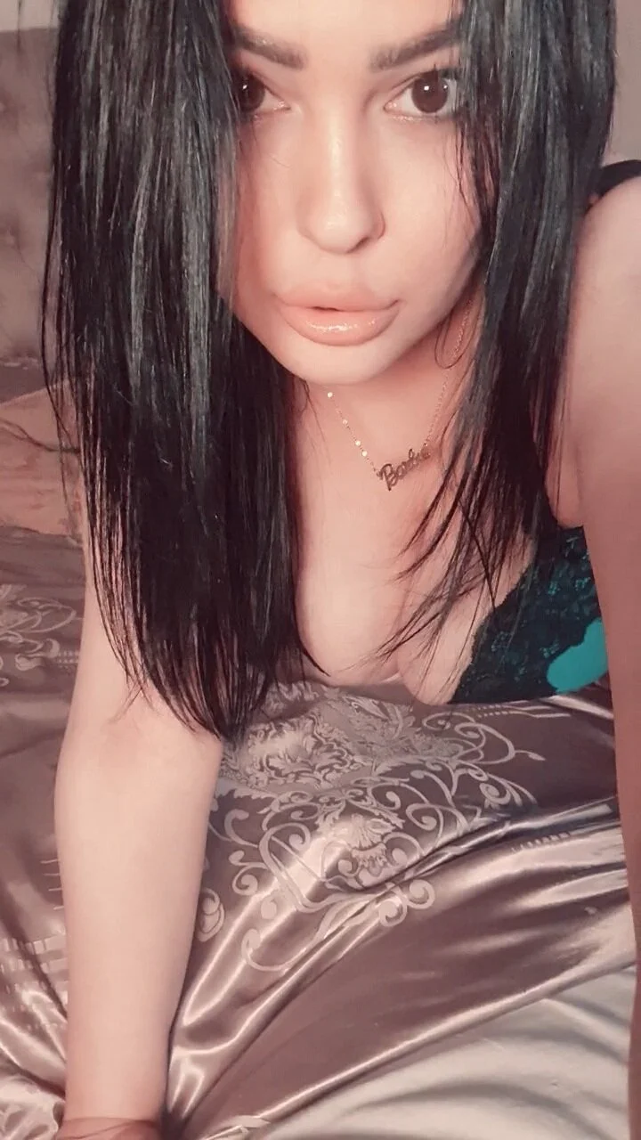 XXX Porn Photo of Nude LACEYLOOXOX 2