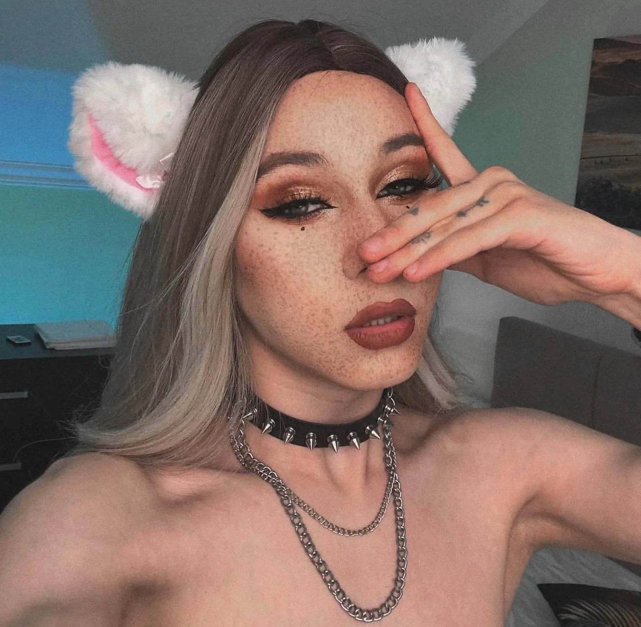 XXX Porn Photo of Nude Shiny_Jennifer 3