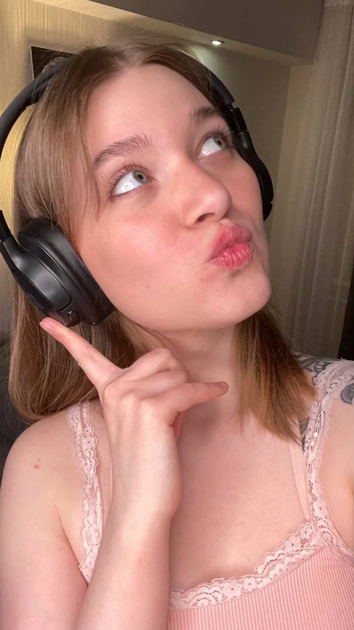XXX Porn Photo of Nude Mirrrra1 19