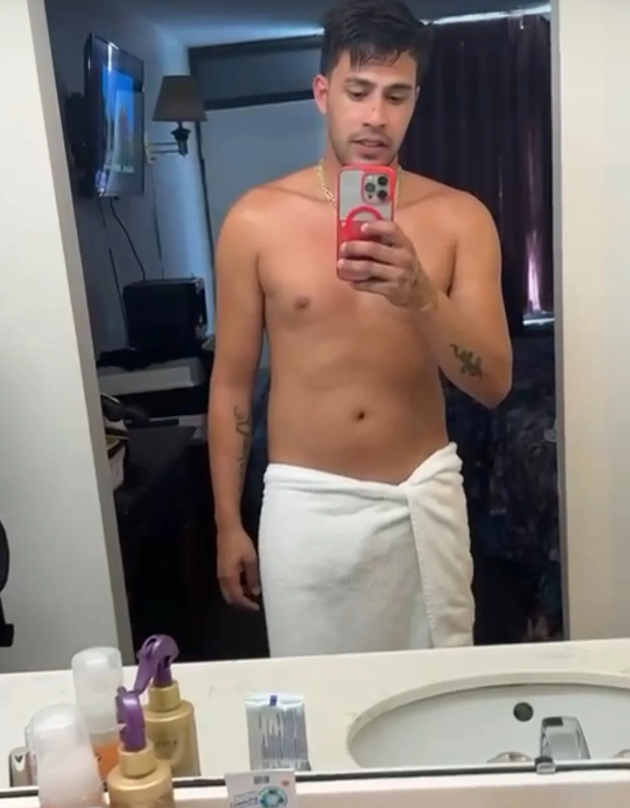 XXX Porn Photo of Nude J0suA 5