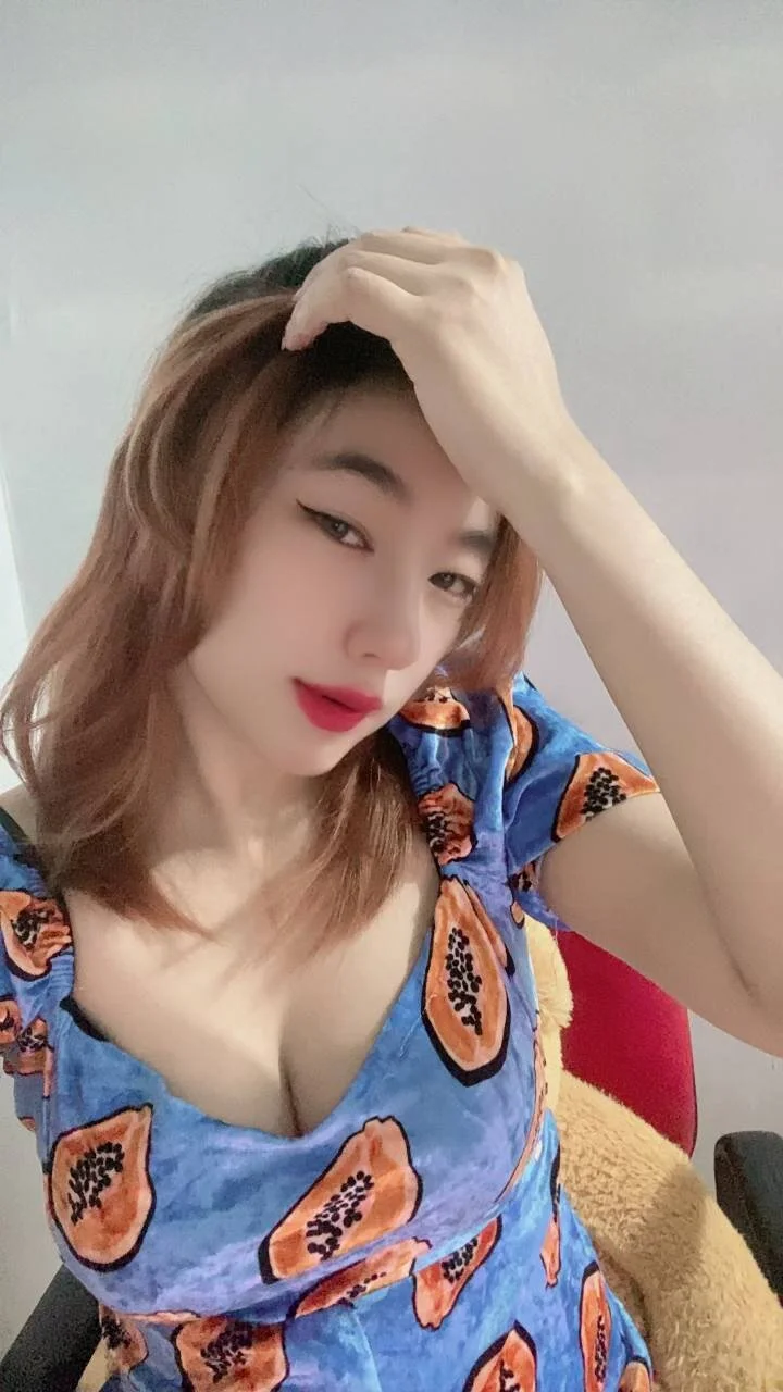 XXX Porn Photo of Nude Mami_Ally 5