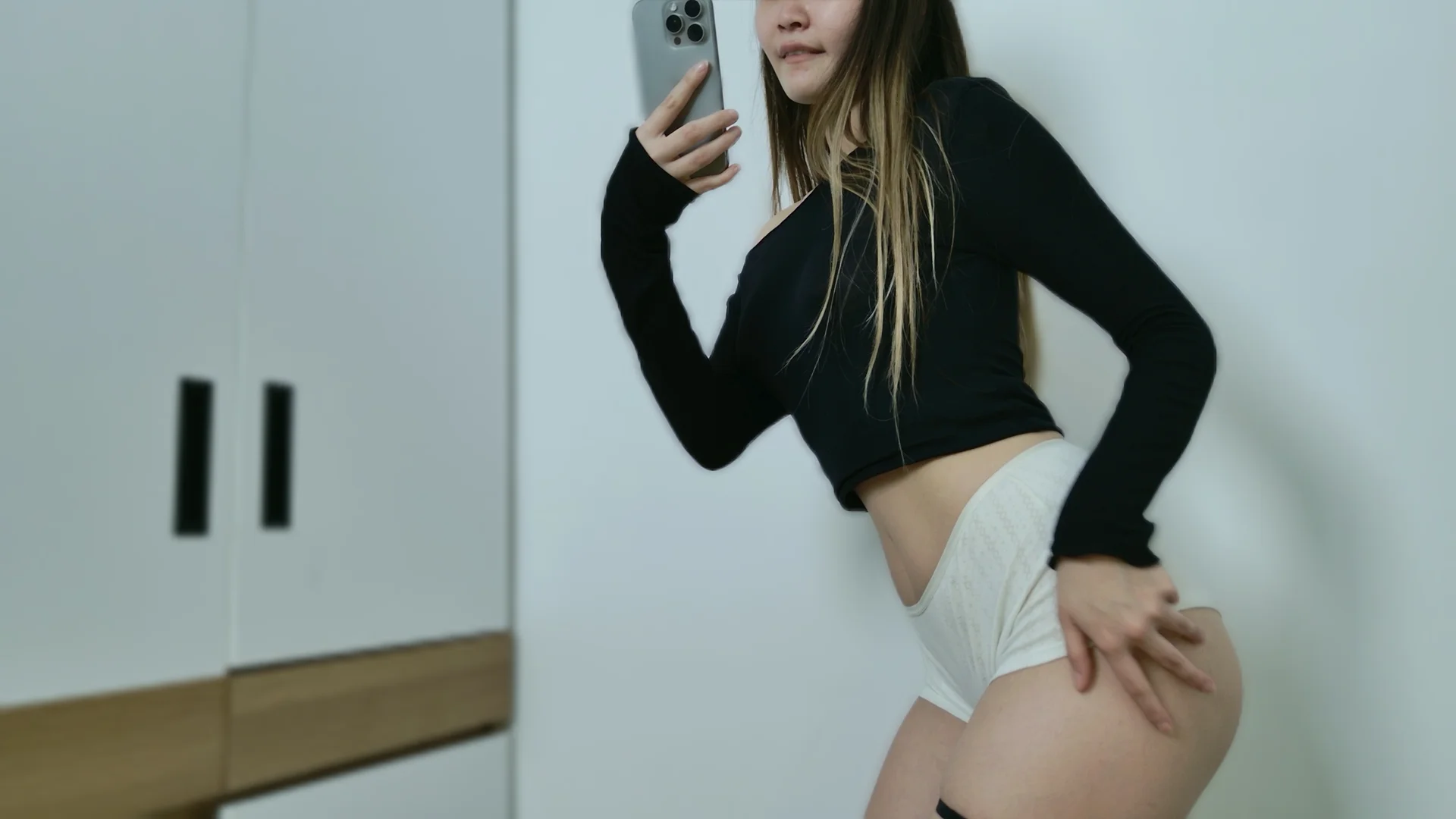 XXX Porn Photo of Nude tomi_luvs 3