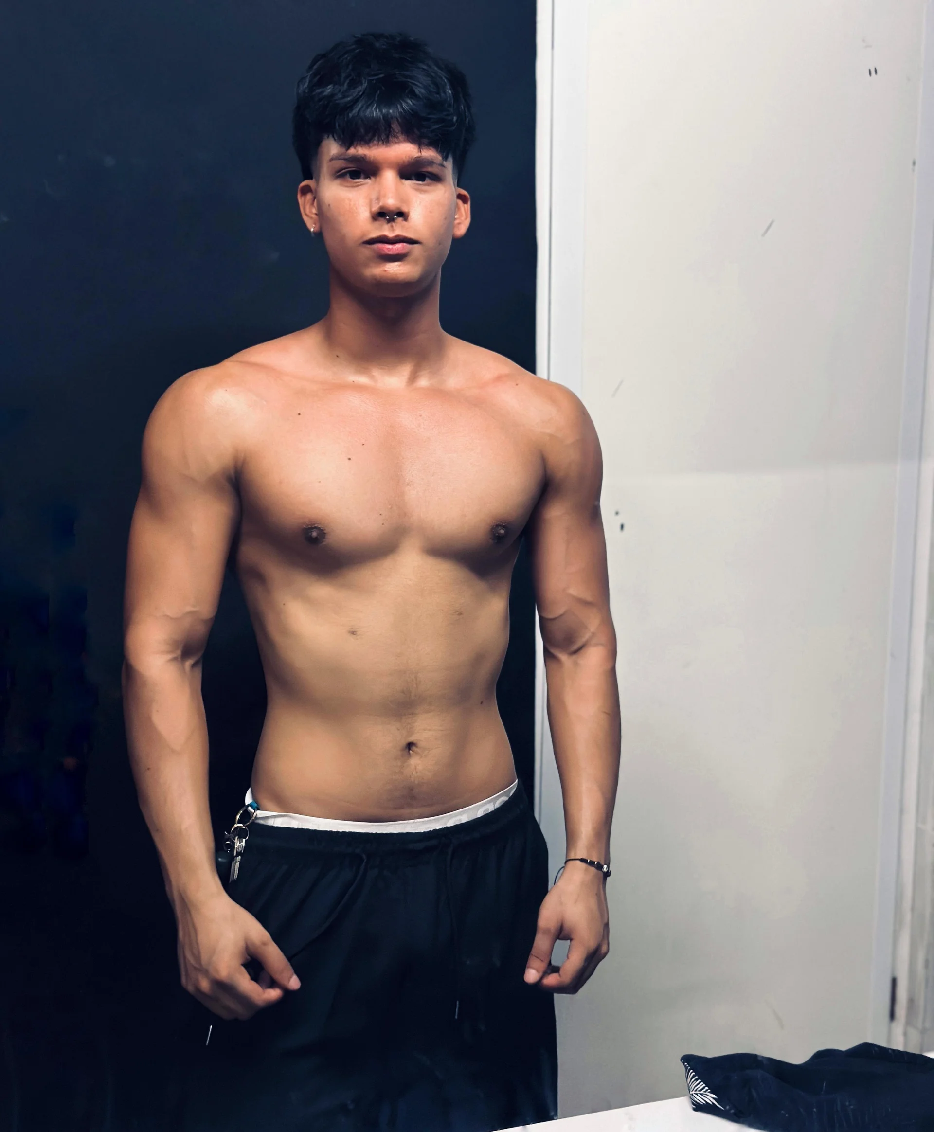 XXX Porn Photo of Nude lous_g 14