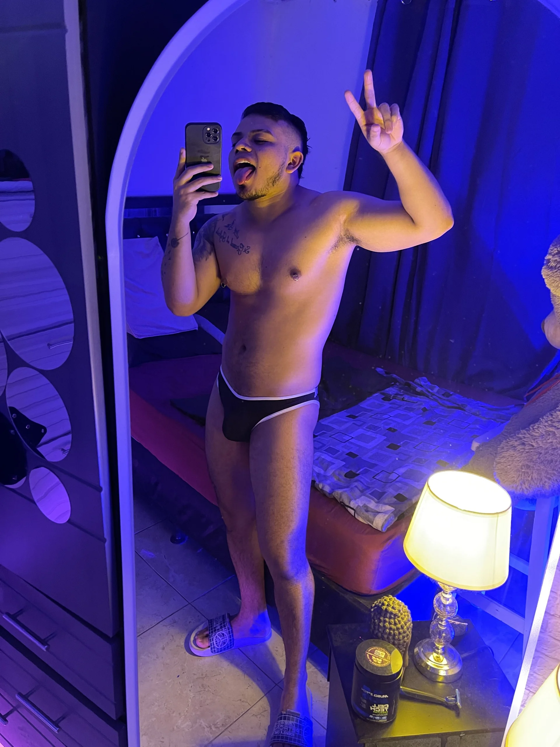 XXX Porn Photo of Nude Naughty_Charly 217