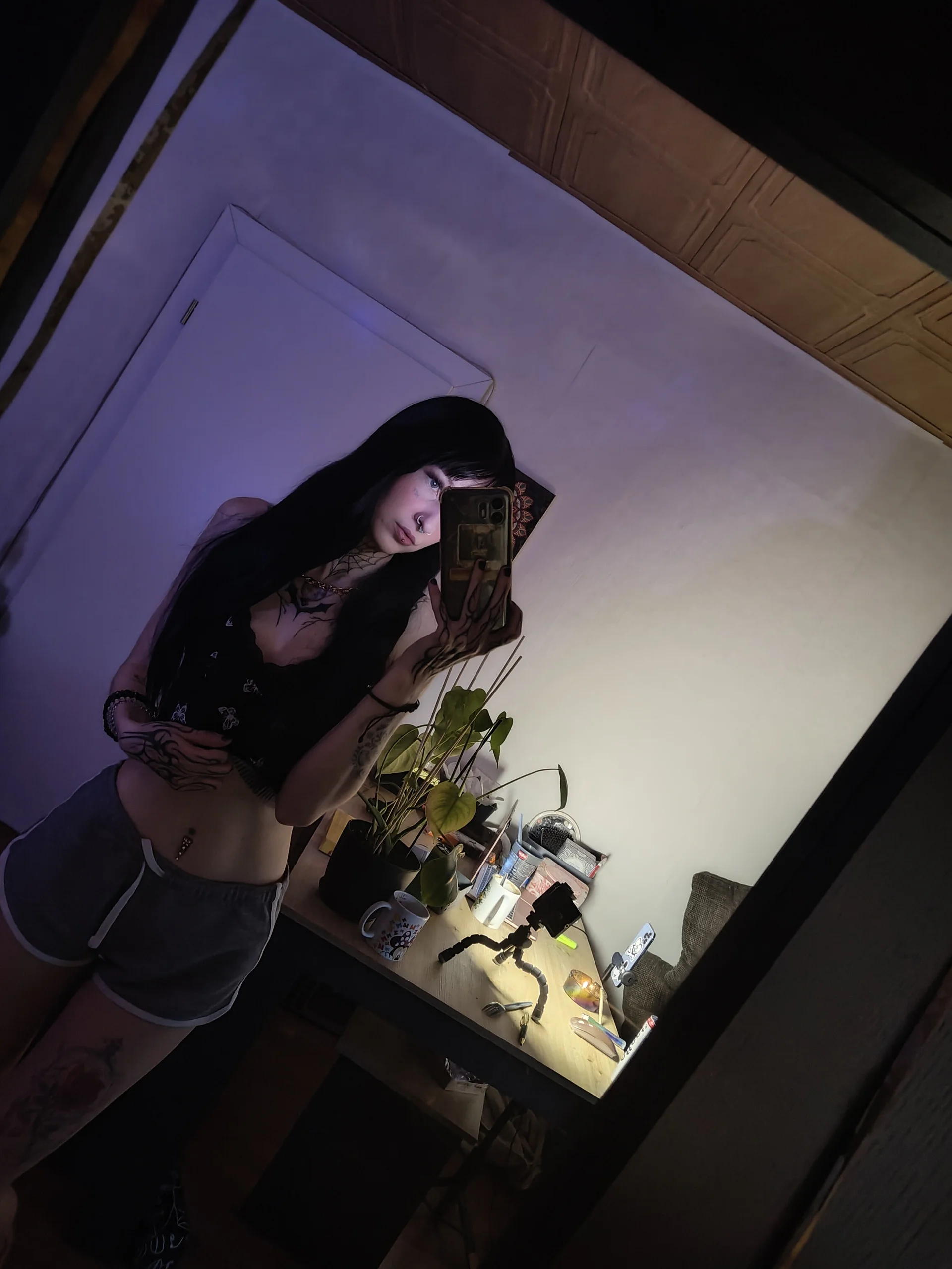 XXX Porn Photo of Nude BlueVelvetBat 10