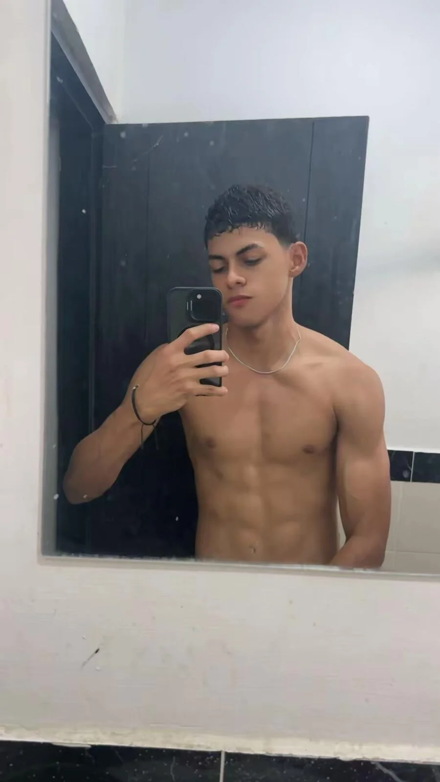 XXX Porn Photo of Nude deivid_bigcock1 12