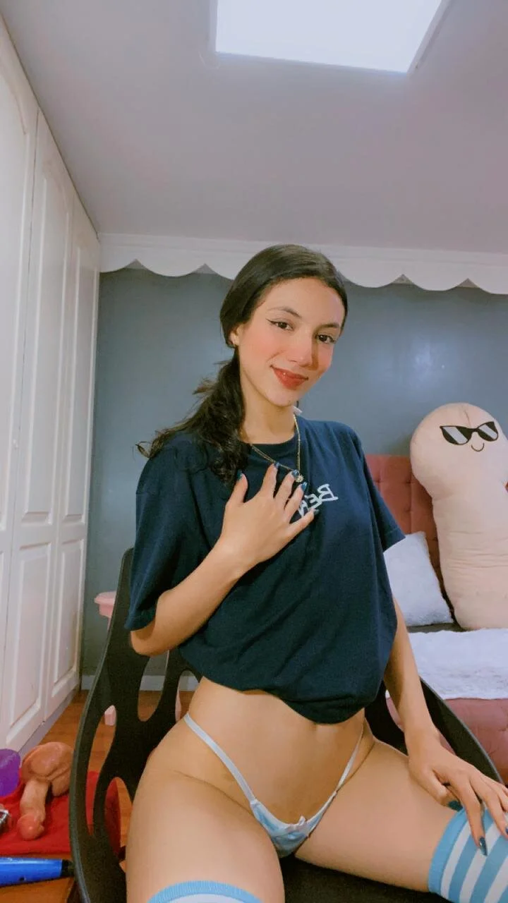 XXX Porn Photo of Nude Iris_Stone_ 31