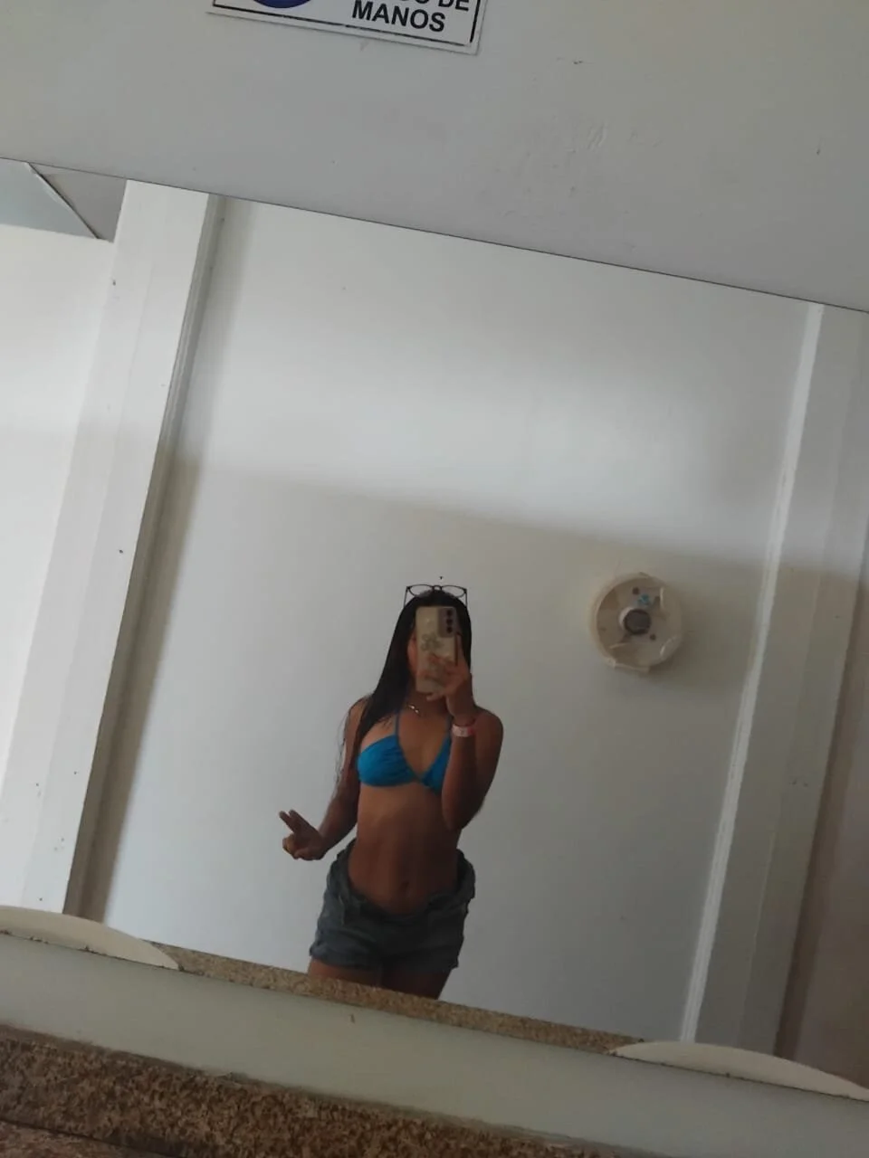 XXX Porn Photo of Nude skinnysofia18 12