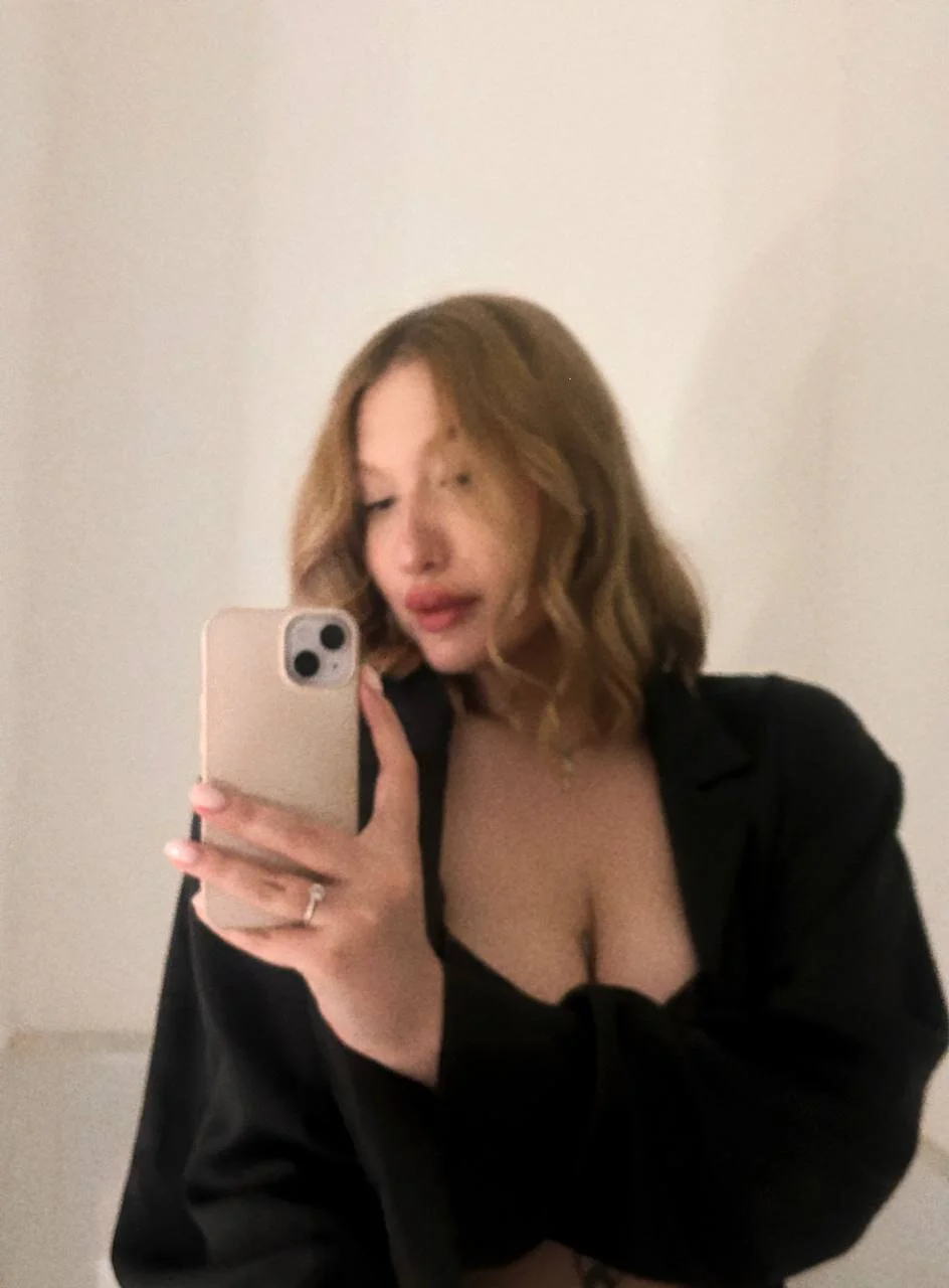 XXX Porn Photo of Nude Emma__Leee 12