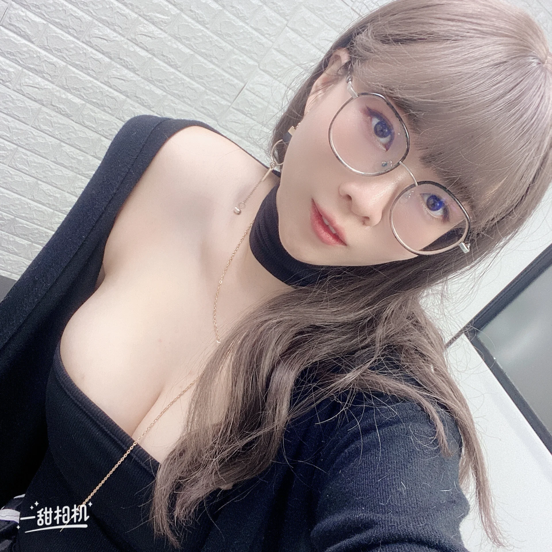 XXX Porn Photo of Nude momoLoveLuna 2