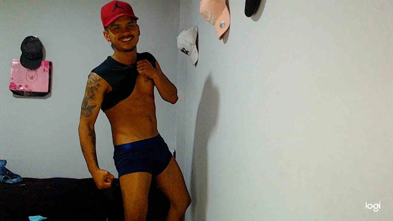 XXX Porn Photo of Nude davidcutterr 7