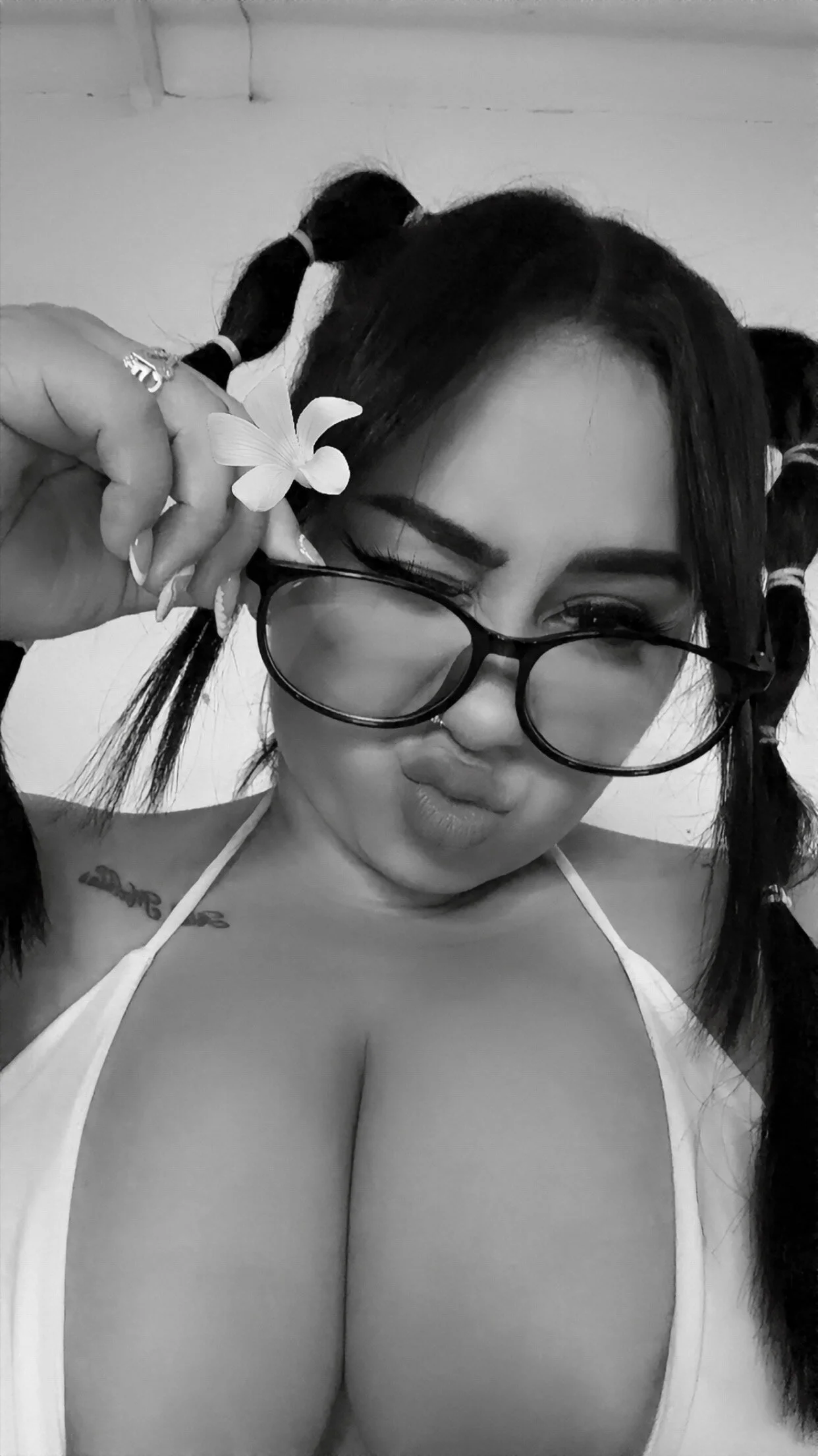 XXX Porn Photo of Nude halana_squirts 74