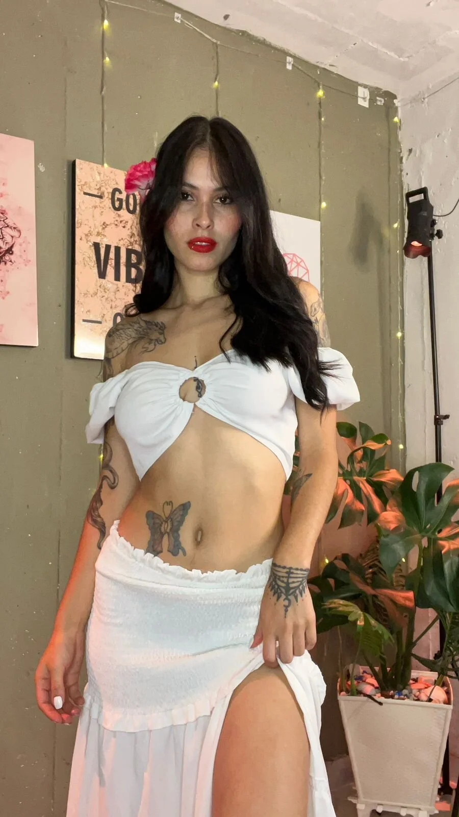XXX Porn Photo of Nude carolinerousev 12