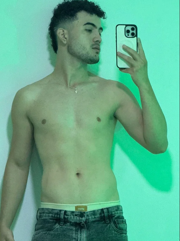 XXX Porn Photo of Nude Spaceboyss18 11