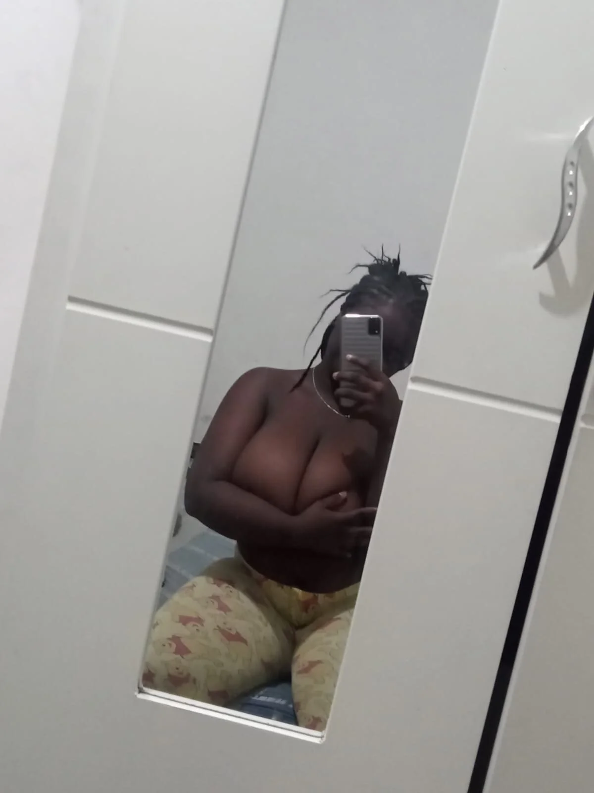 XXX Porn Photo of Nude neighbor-ebony 19