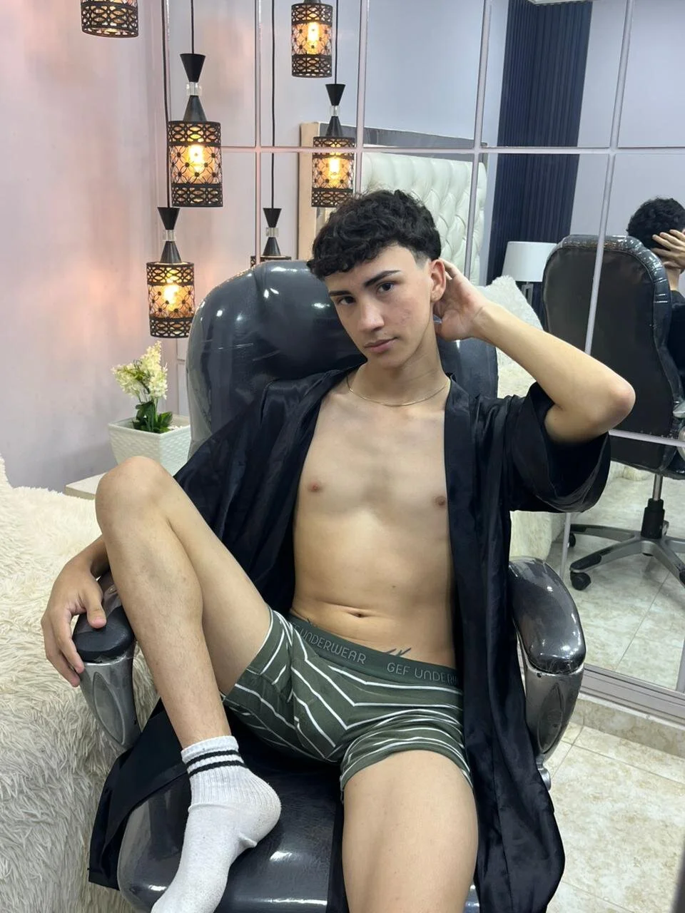 XXX Porn Photo of Nude cml0_ 2