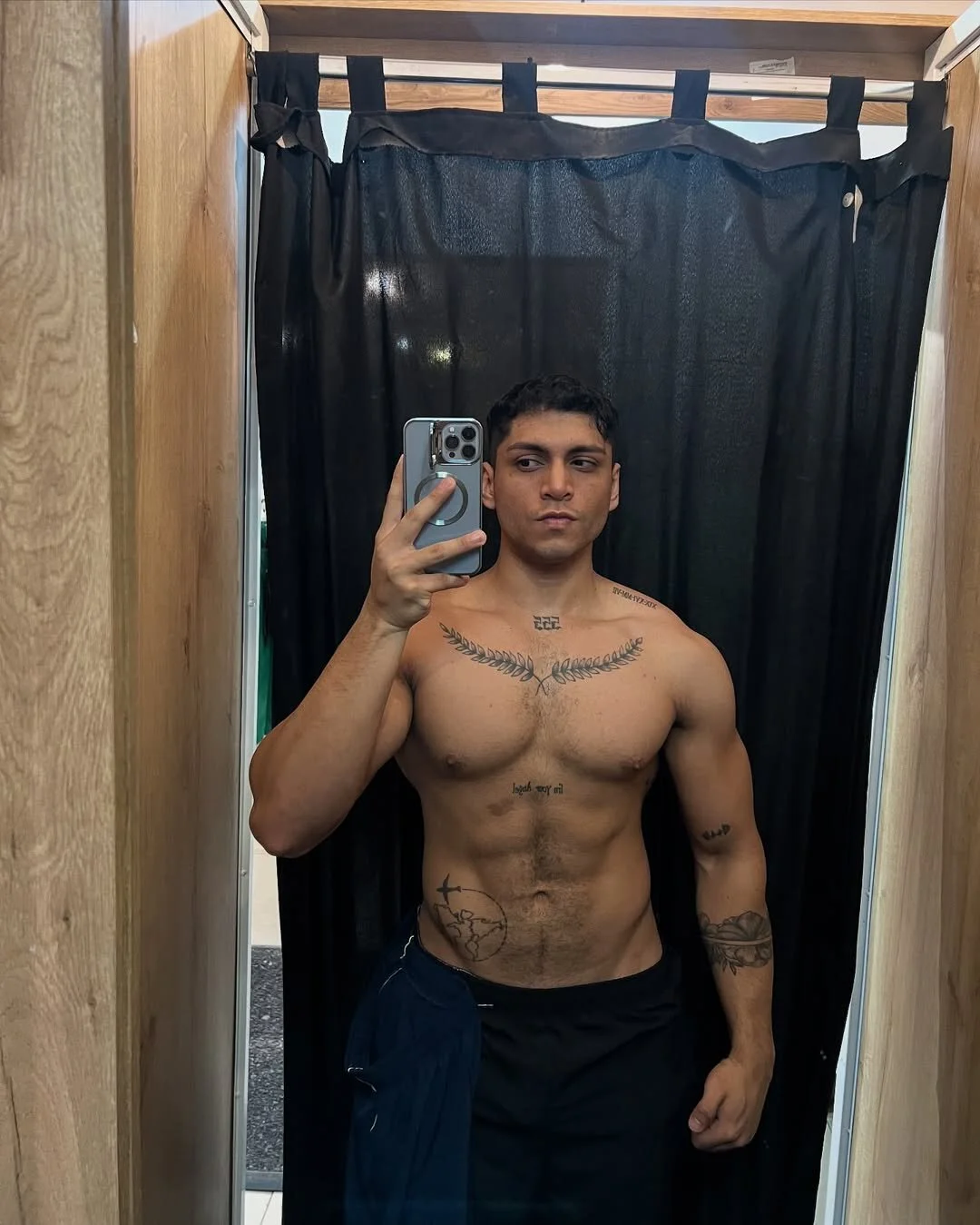 XXX Porn Photo of Nude Nicolasmontoya16 6