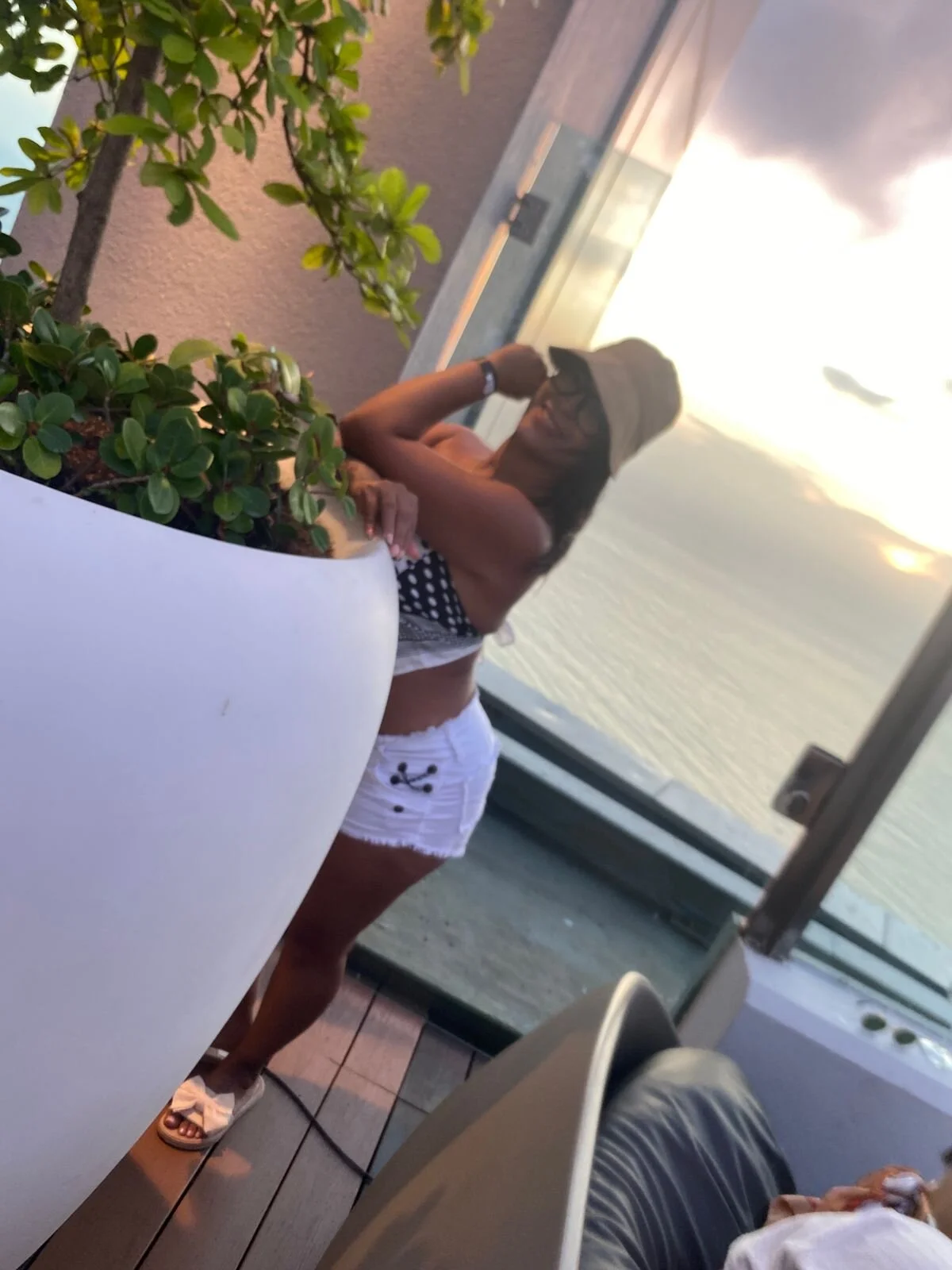 XXX Porn Photo of Nude graceymilf666 23