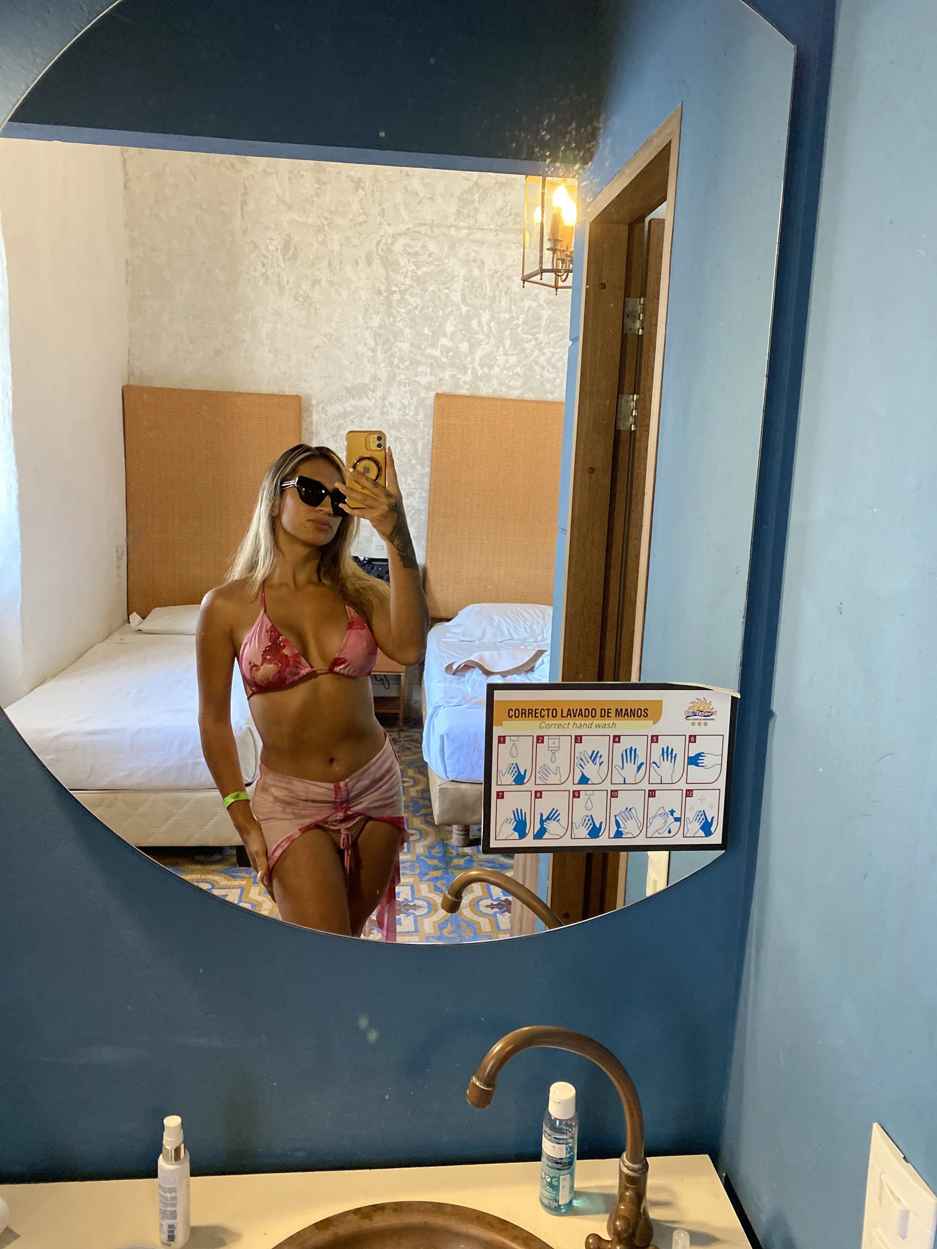 XXX Porn Photo of Nude anapuala_sexxx 16