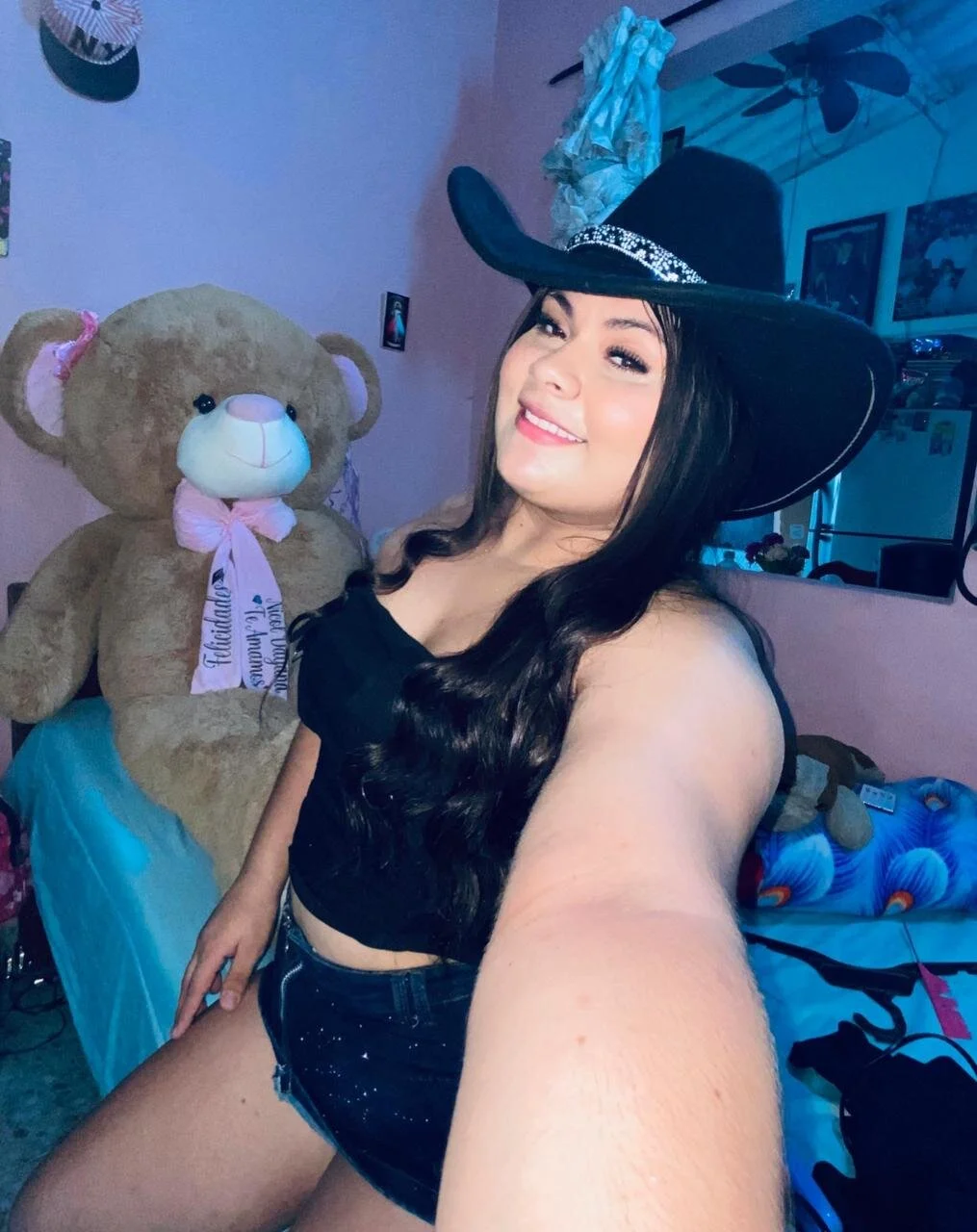 XXX Porn Photo of Nude Eimy_Curvy 6