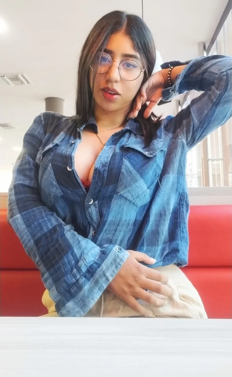 XXX Porn Photo of Nude ValeryMorghan 28