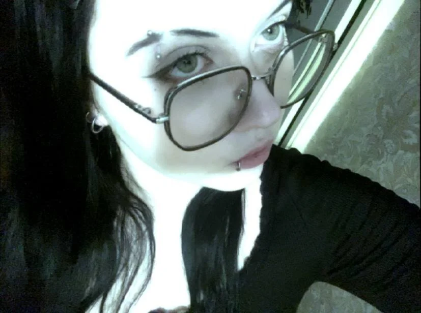 XXX Porn Photo of Nude Kira_G0ld 11