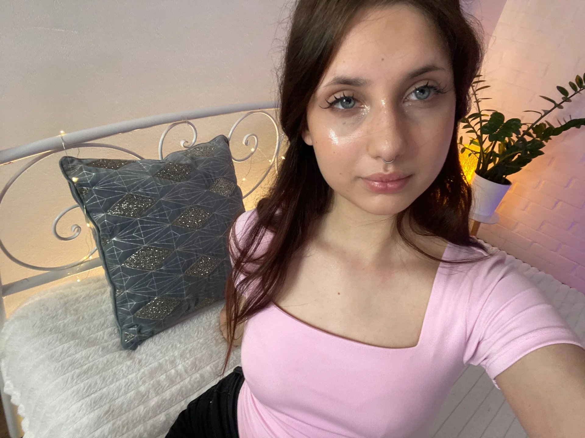XXX Porn Photo of Nude Kira_Moonnn 2