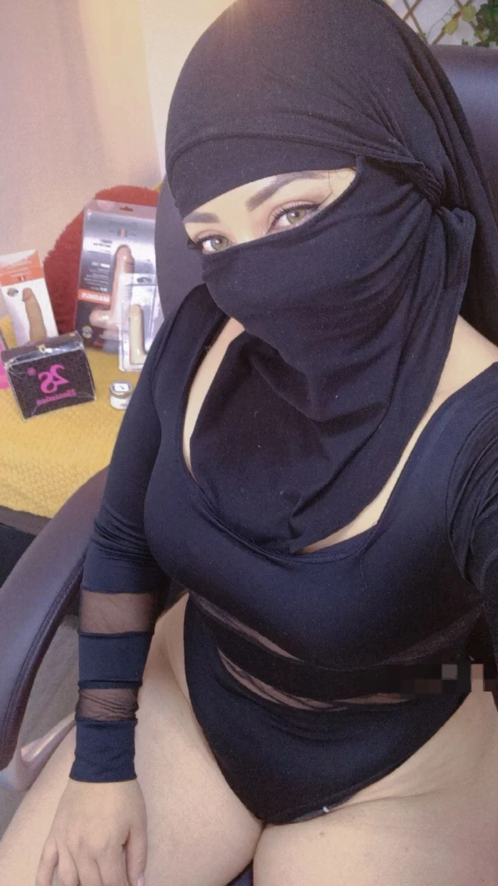 XXX Porn Photo of Nude zahra_Jalid 50