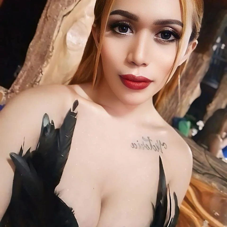 XXX Porn Photo of Nude Trans_Mistress_Victoria 1
