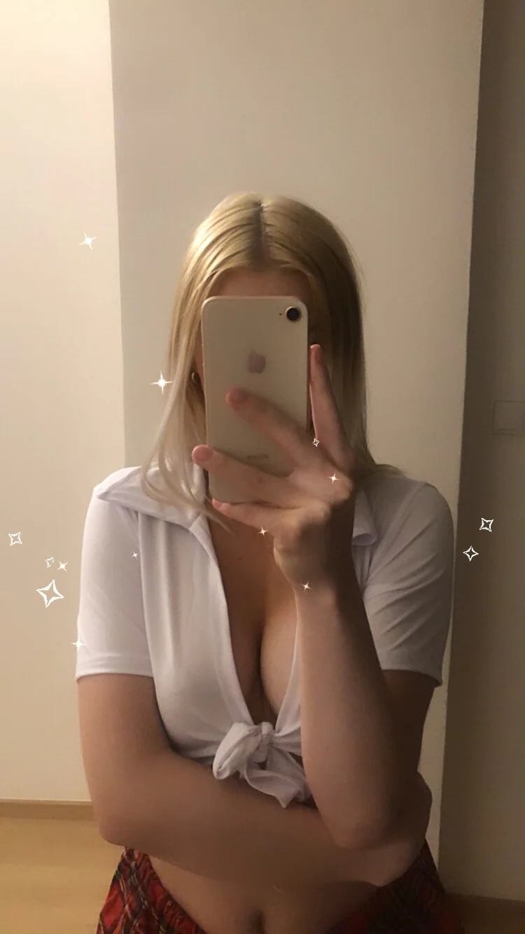XXX Porn Photo of Nude Tender-Mia 68